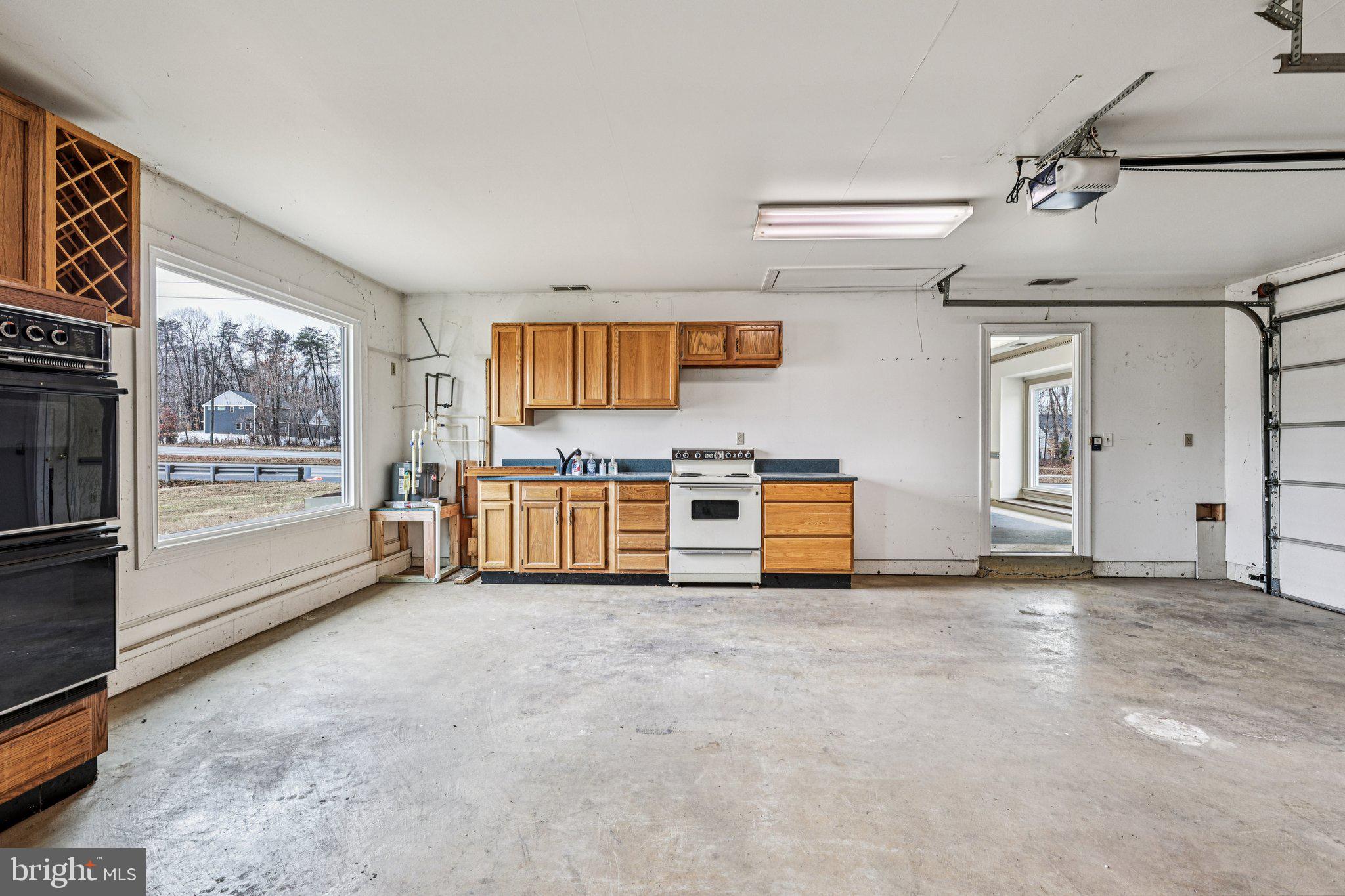 RIVER BEND - Residential