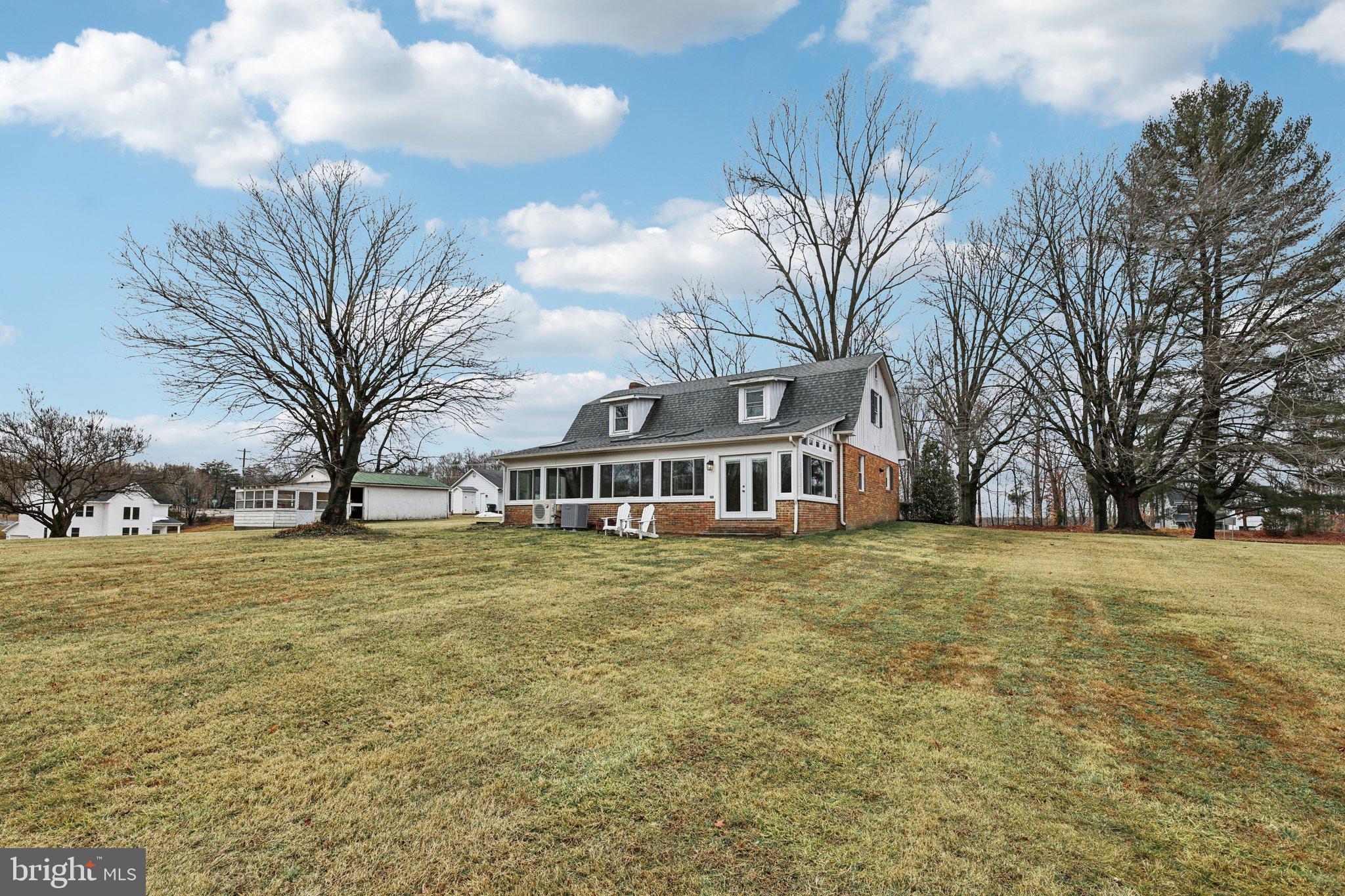 RIVER BEND - Residential