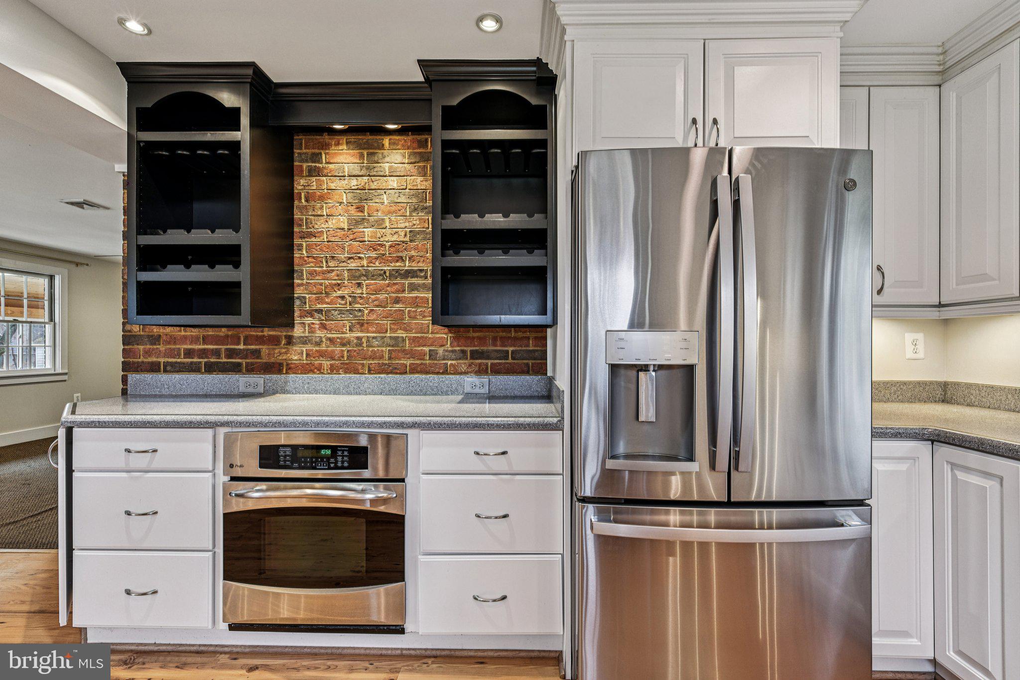 RIVER BEND - Residential