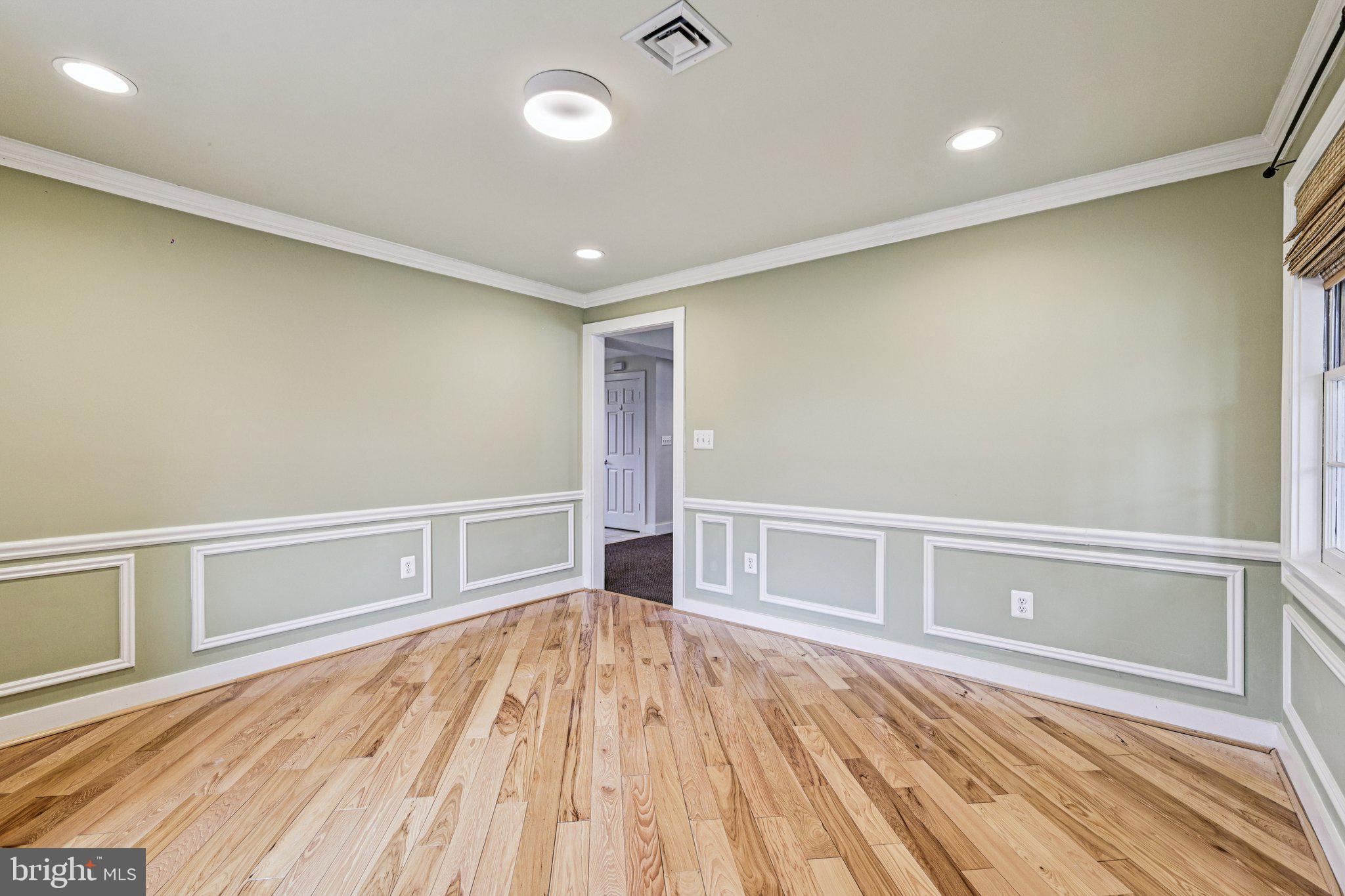 RIVER BEND - Residential