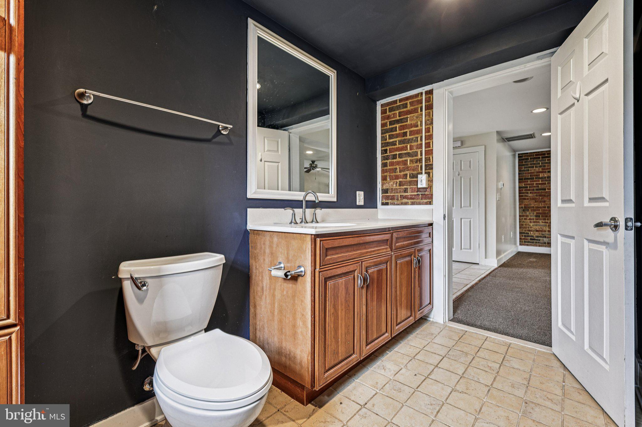 RIVER BEND - Residential