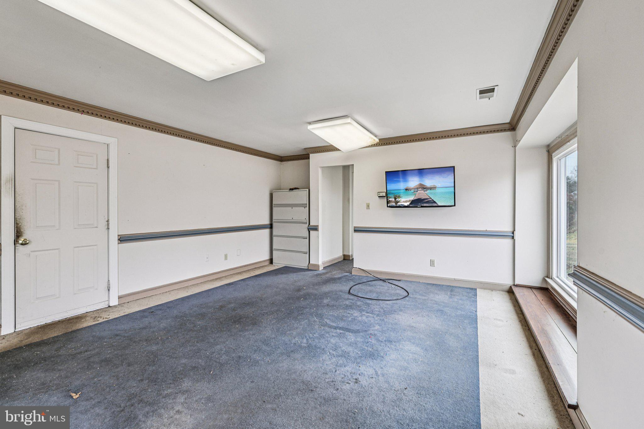 RIVER BEND - Residential