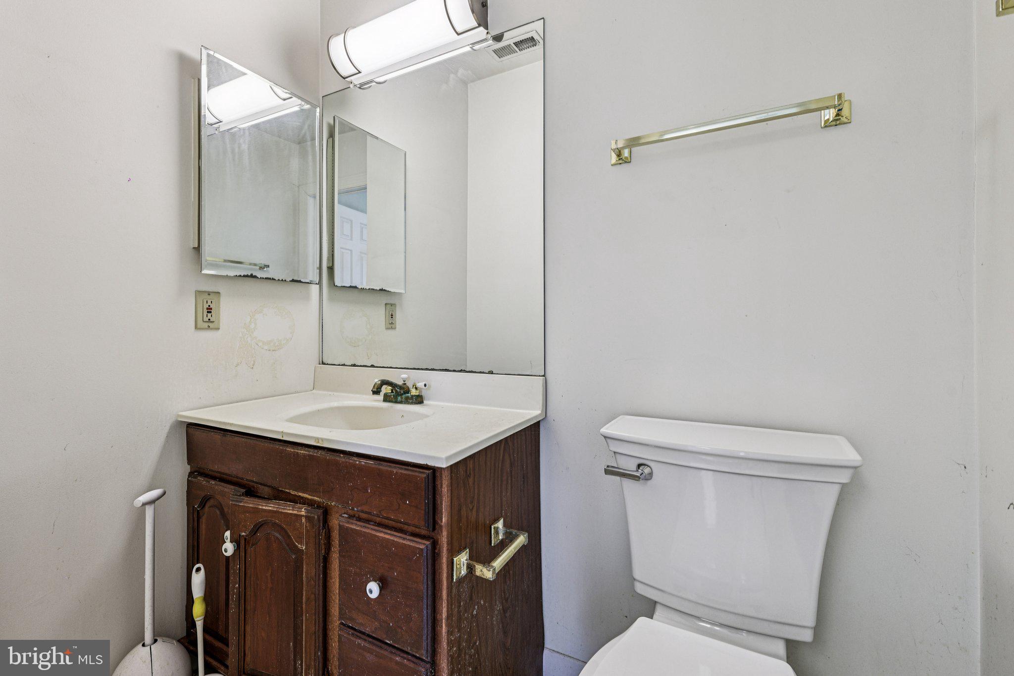 RIVER BEND - Residential