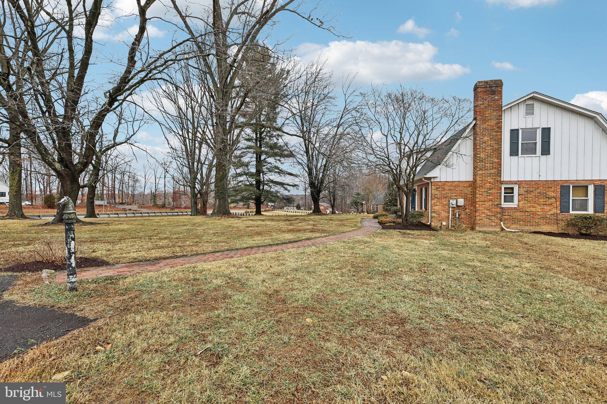 RIVER BEND - Residential