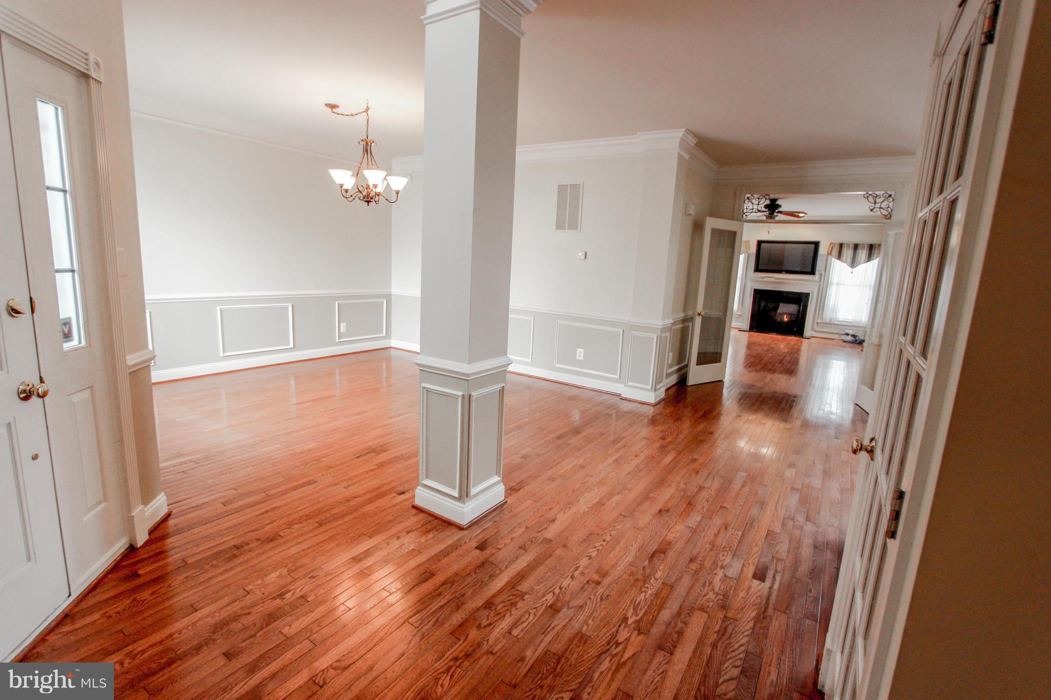 SOUTH RIDING - Residential