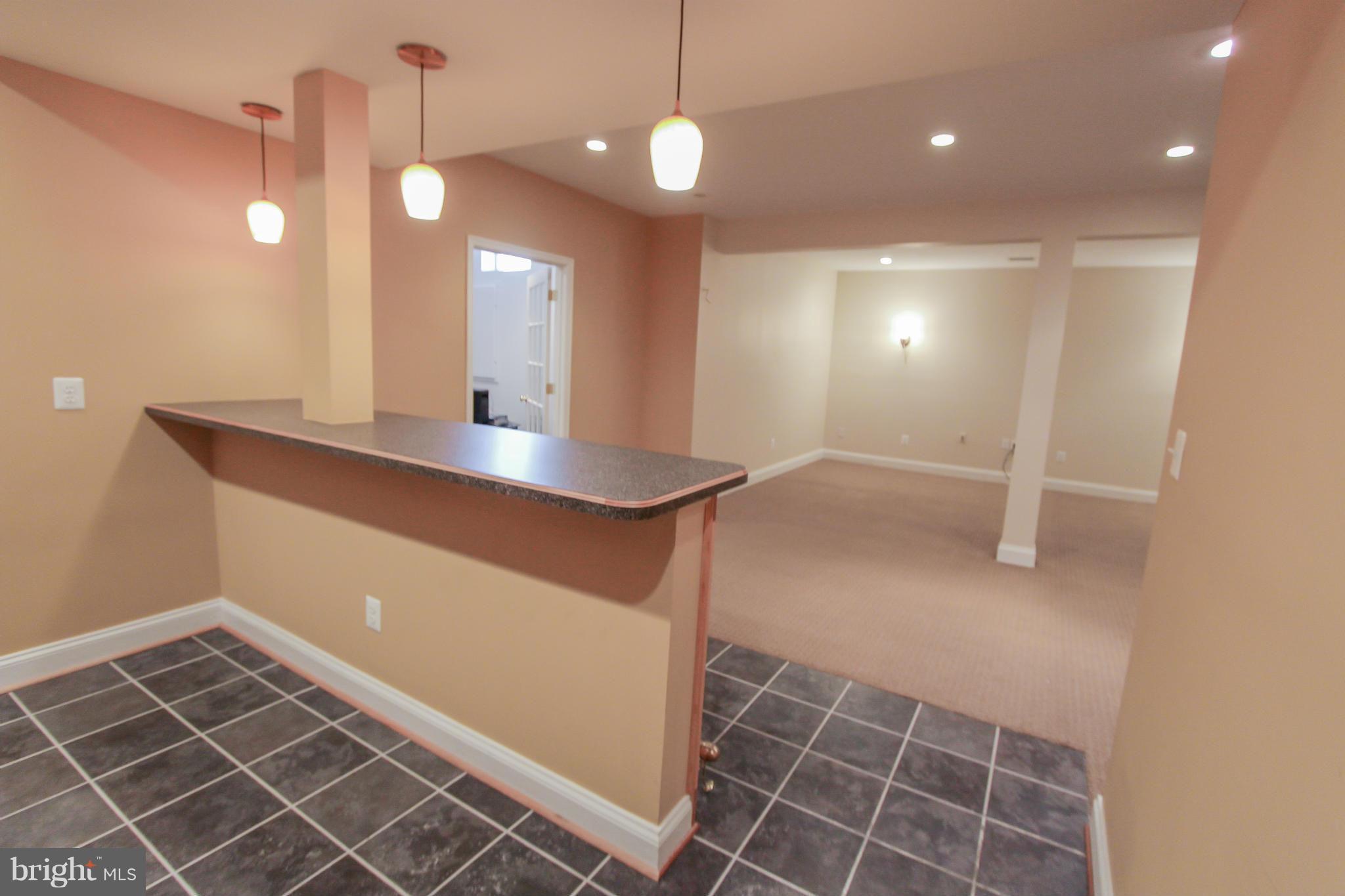 SOUTH RIDING - Residential