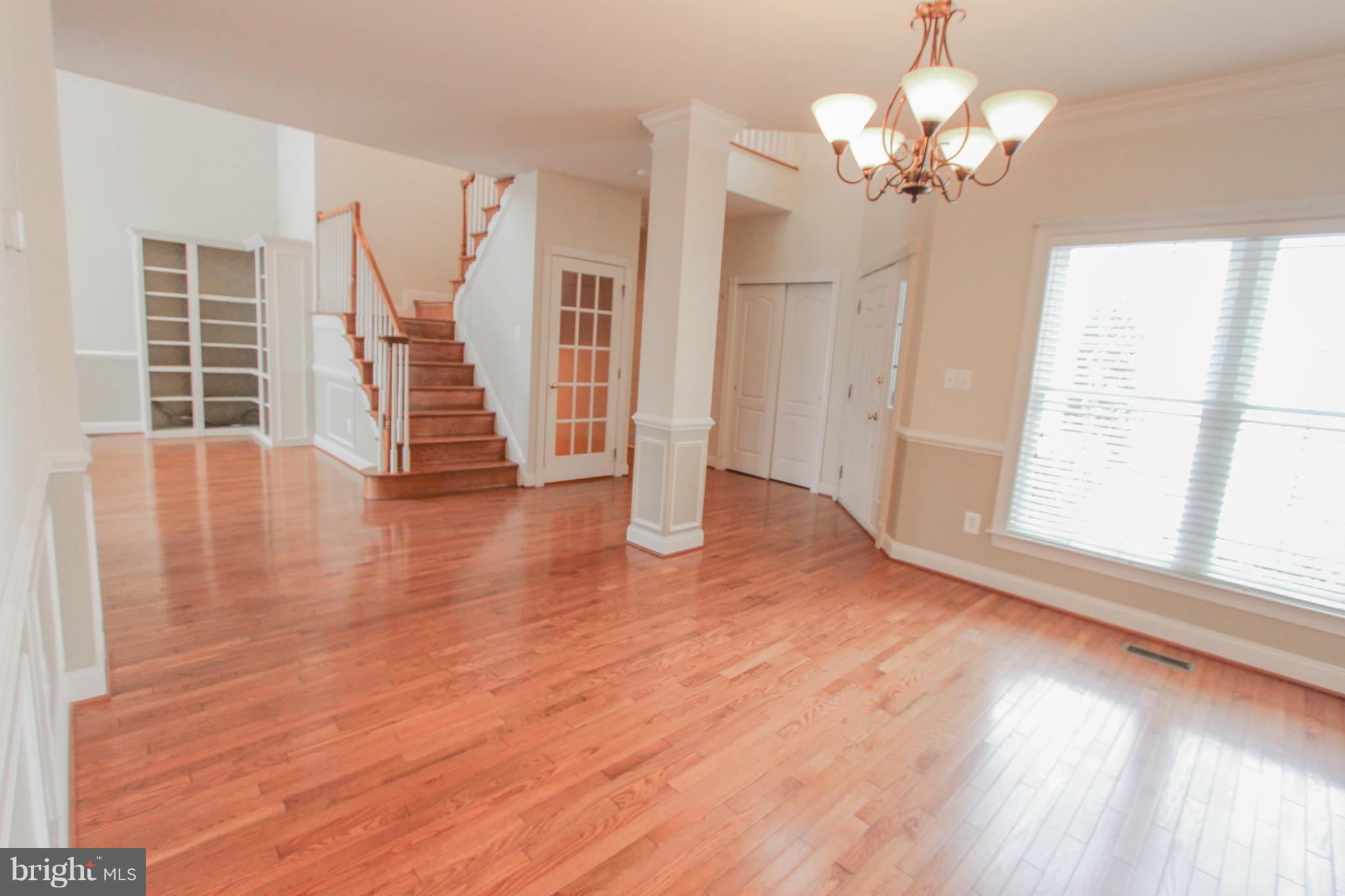 SOUTH RIDING - Residential