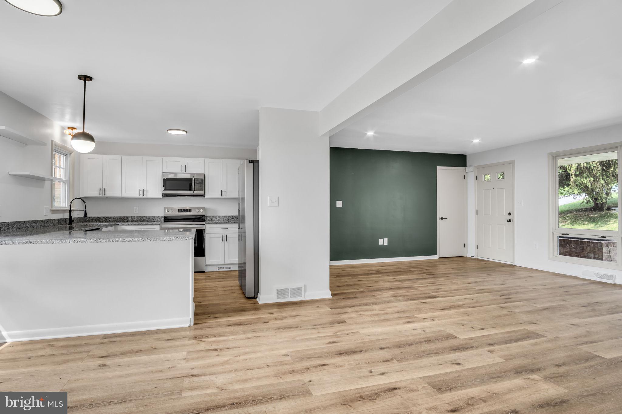 FAIRVIEW - Residential