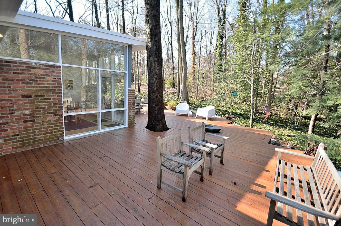 HOLLIN HILLS - Residential Lease