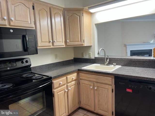 BAYSIDE MARINA - Residential Lease