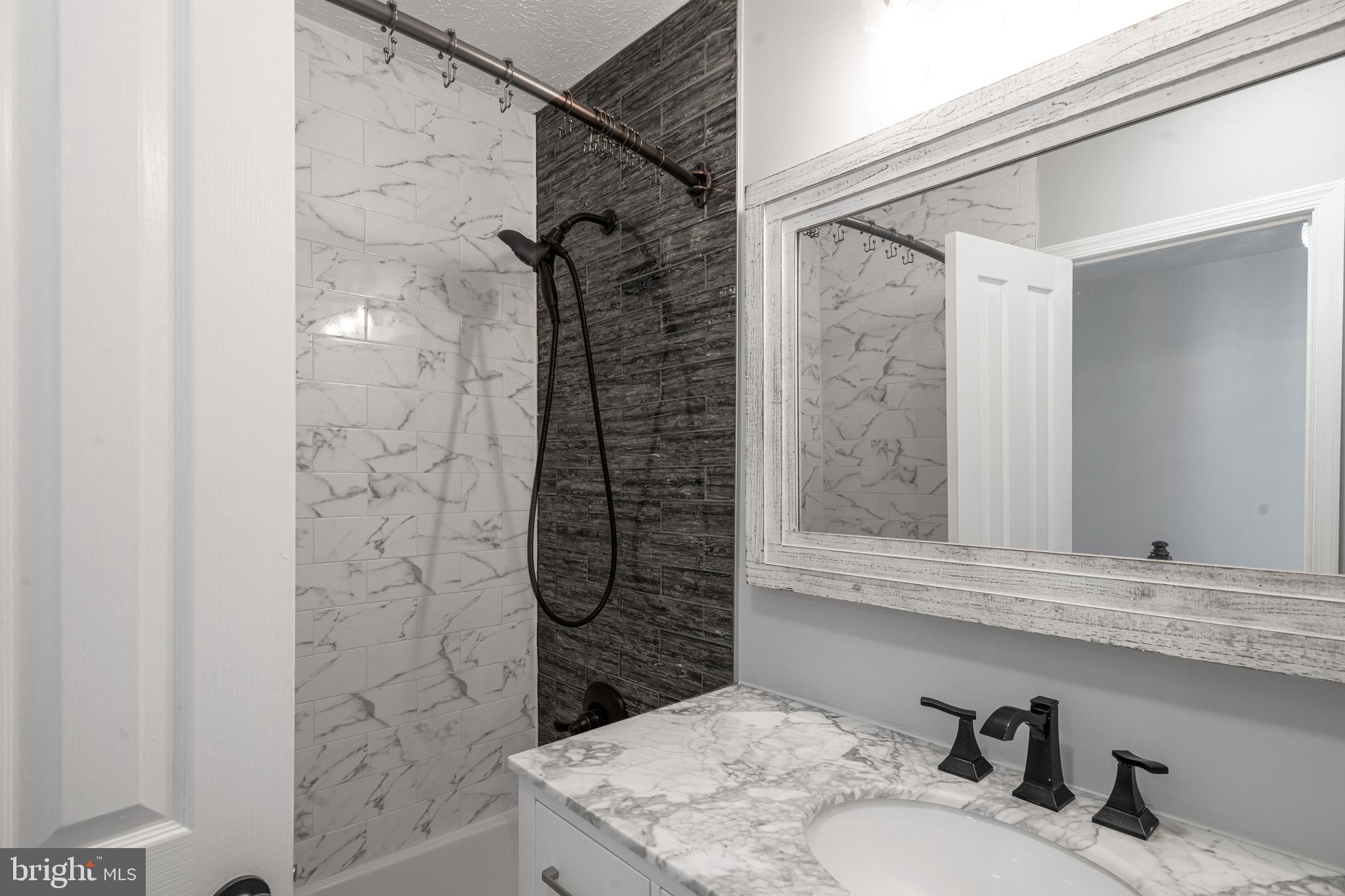 BOWLING BROOK FARMS - Residential Lease