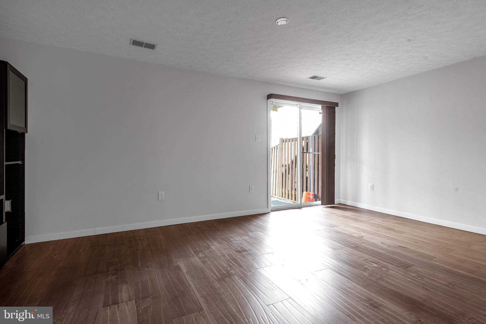 BOWLING BROOK FARMS - Residential Lease