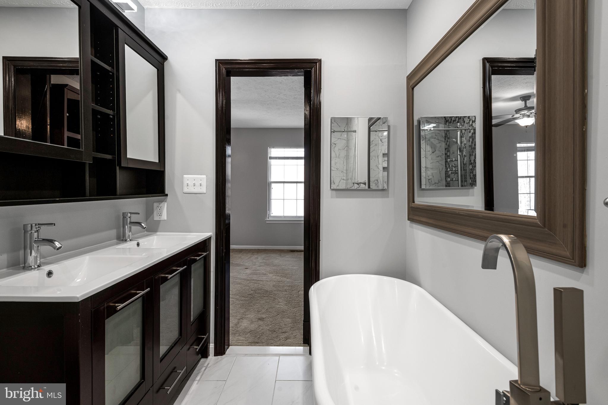 BOWLING BROOK FARMS - Residential Lease