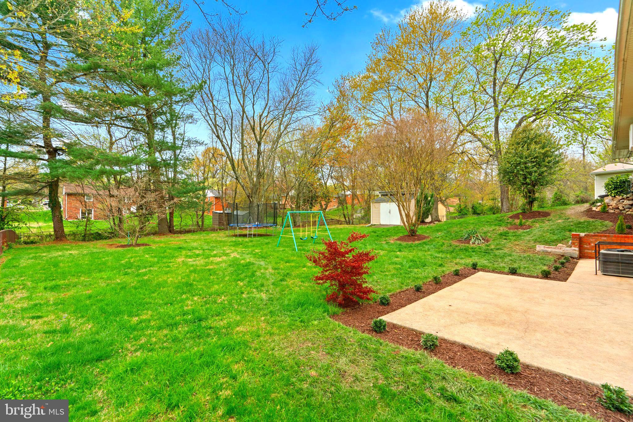 CALVERTON - Residential