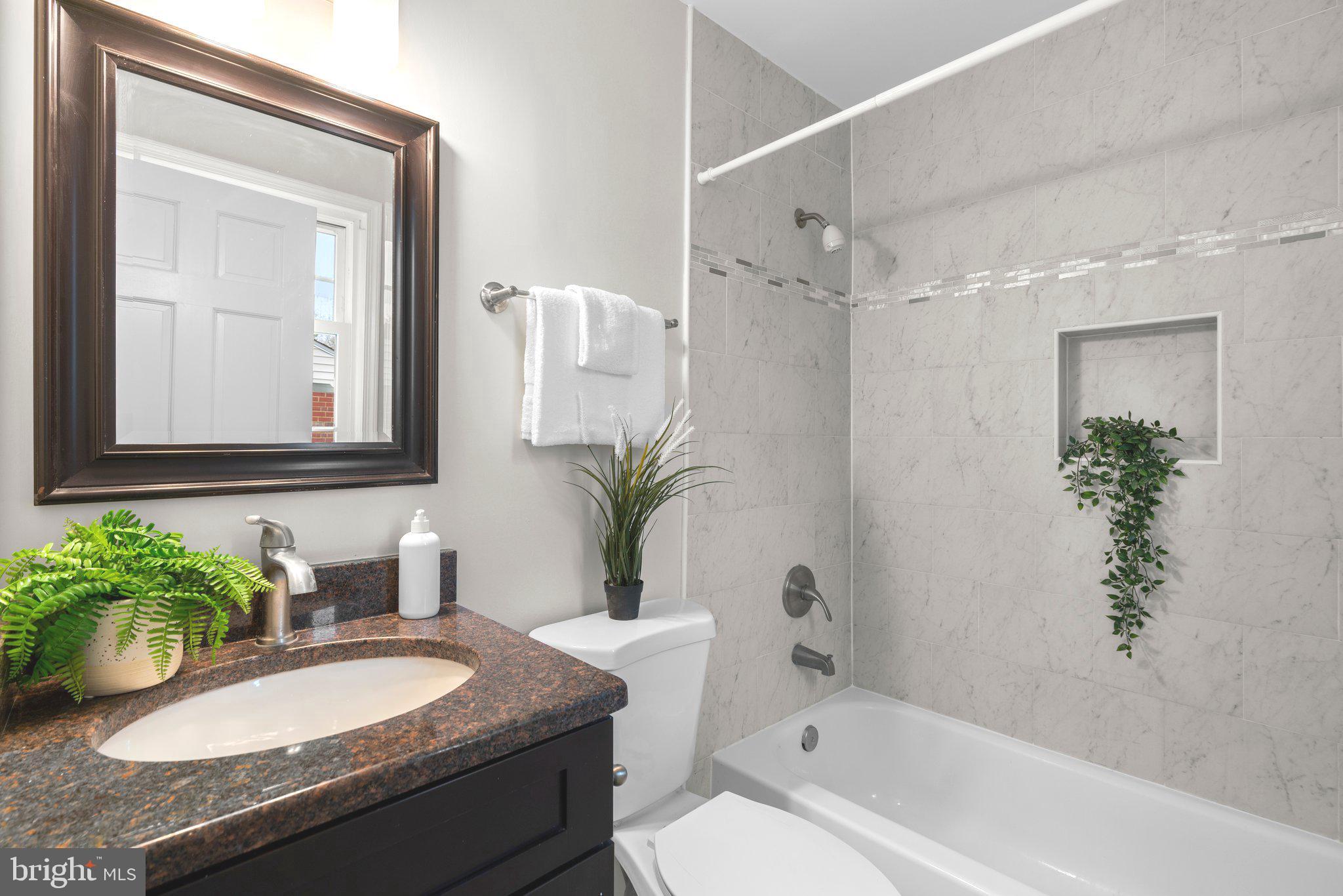 CALVERTON - Residential