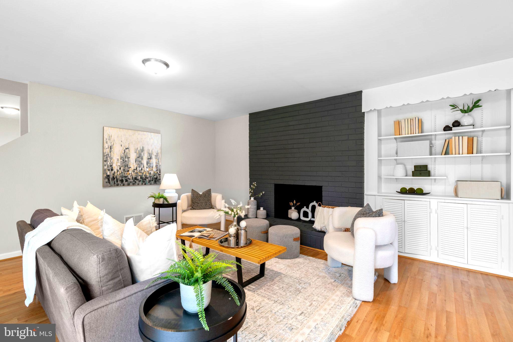 CALVERTON - Residential