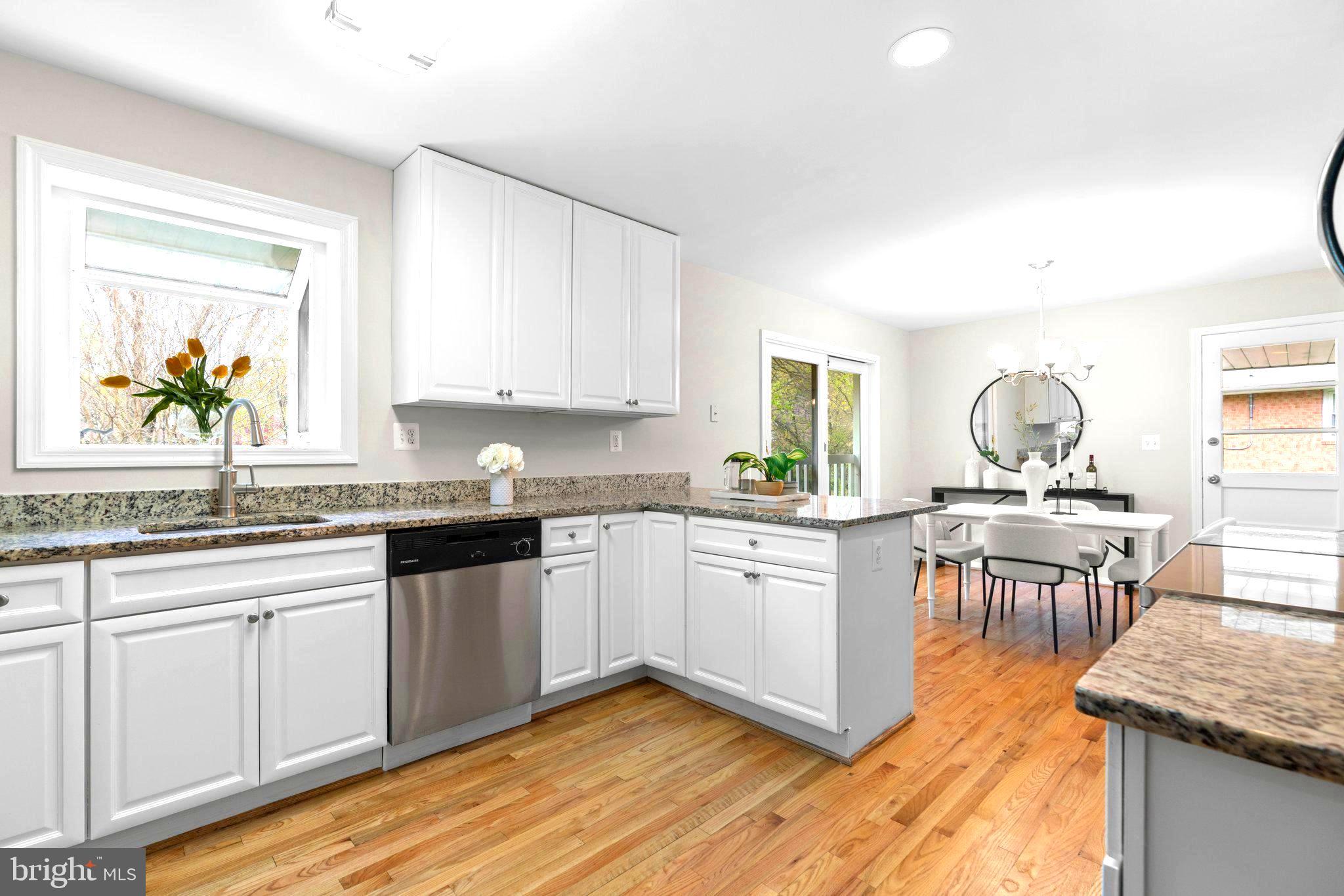 CALVERTON - Residential