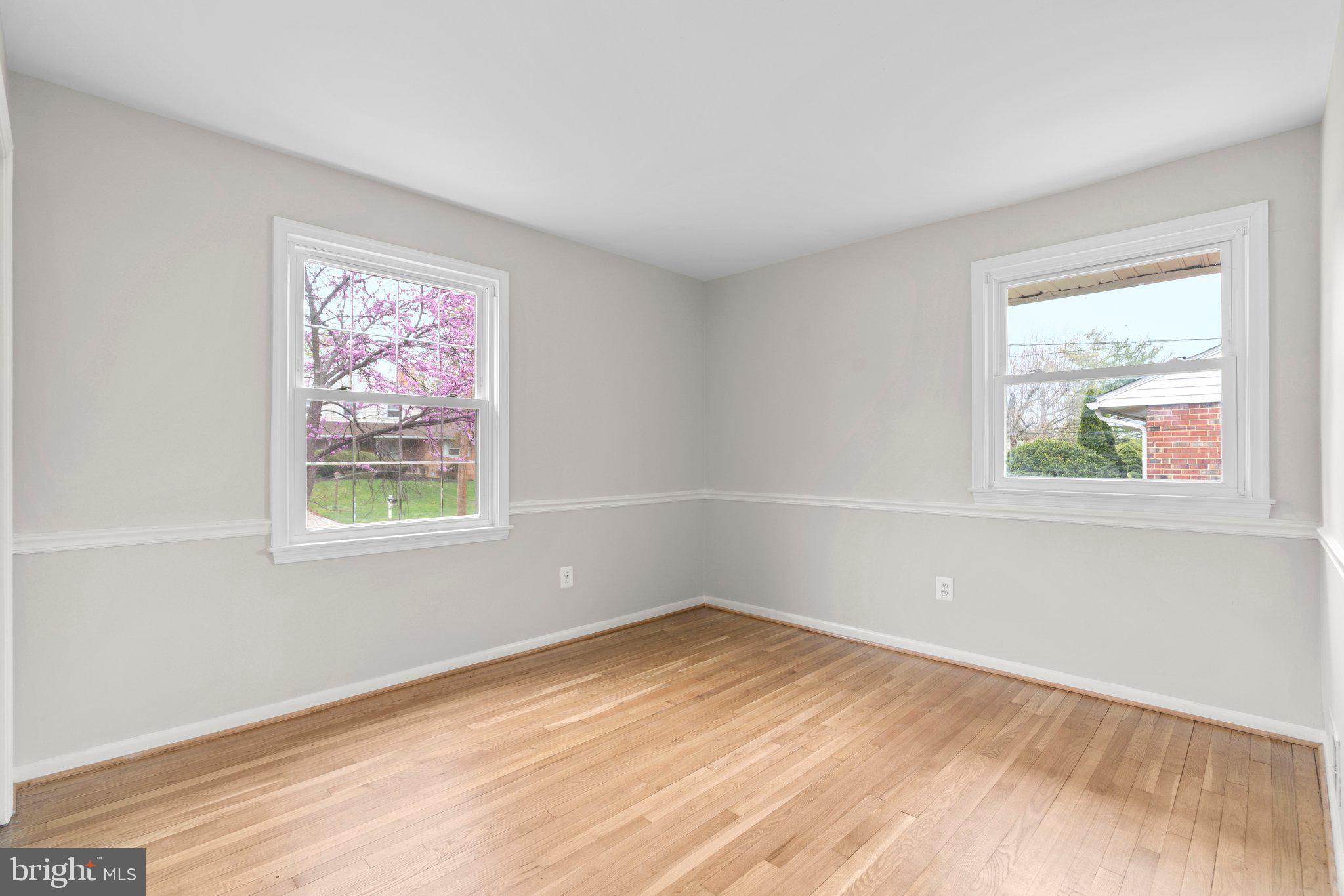 CALVERTON - Residential