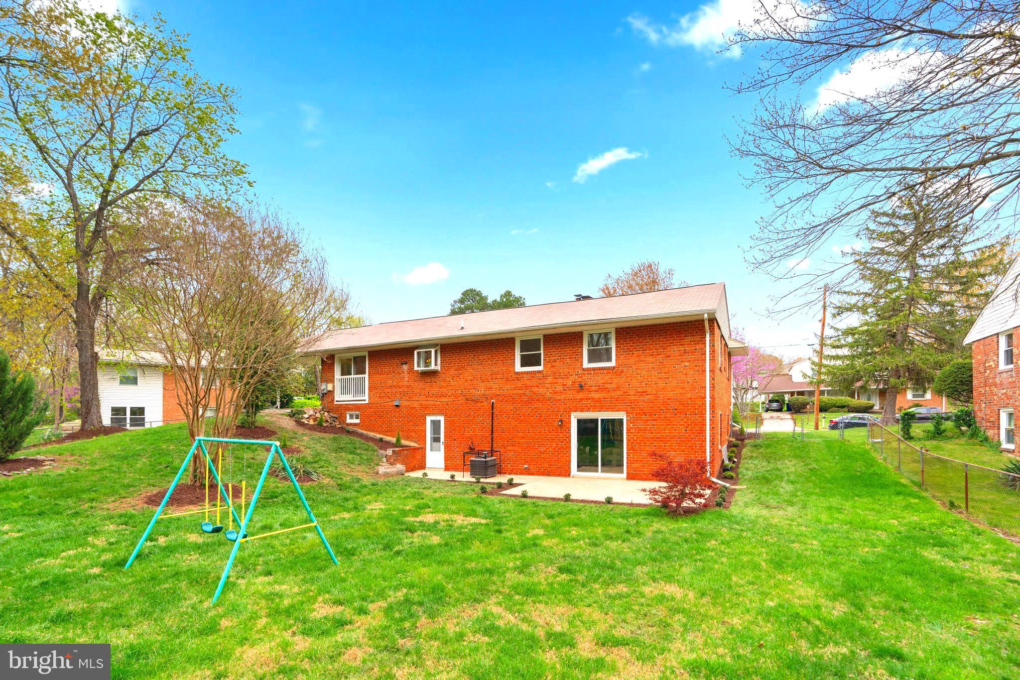 CALVERTON - Residential