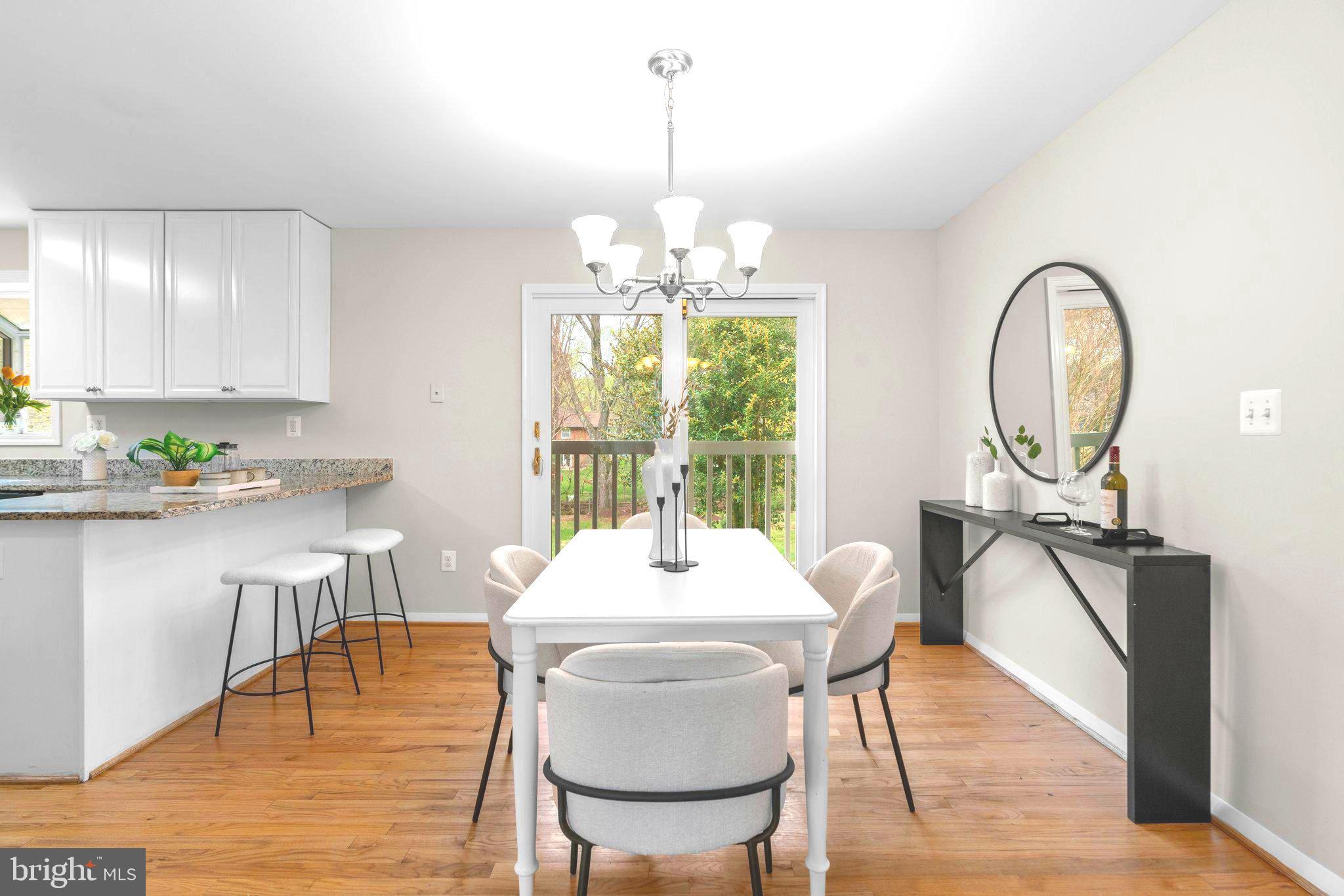 CALVERTON - Residential