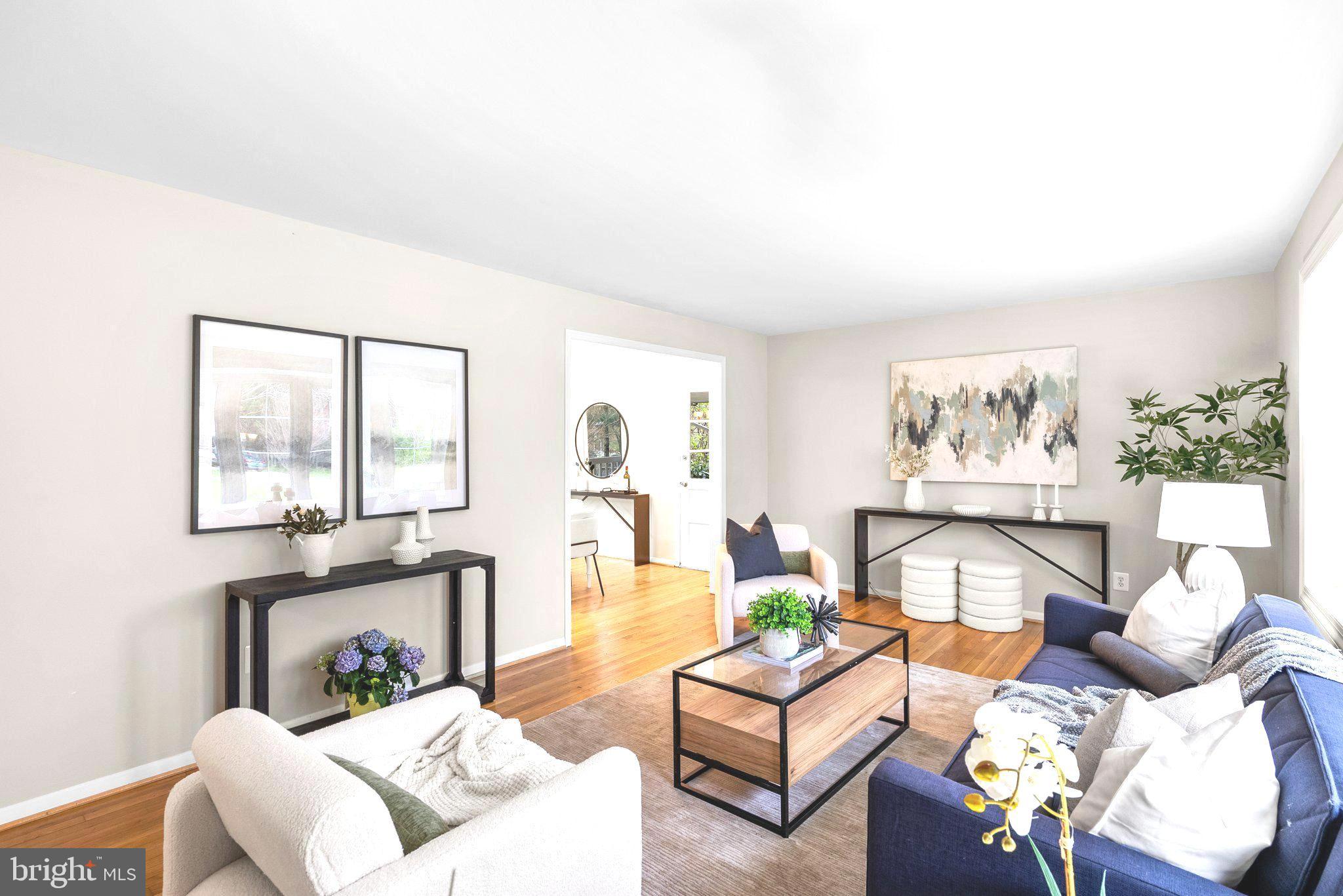 CALVERTON - Residential