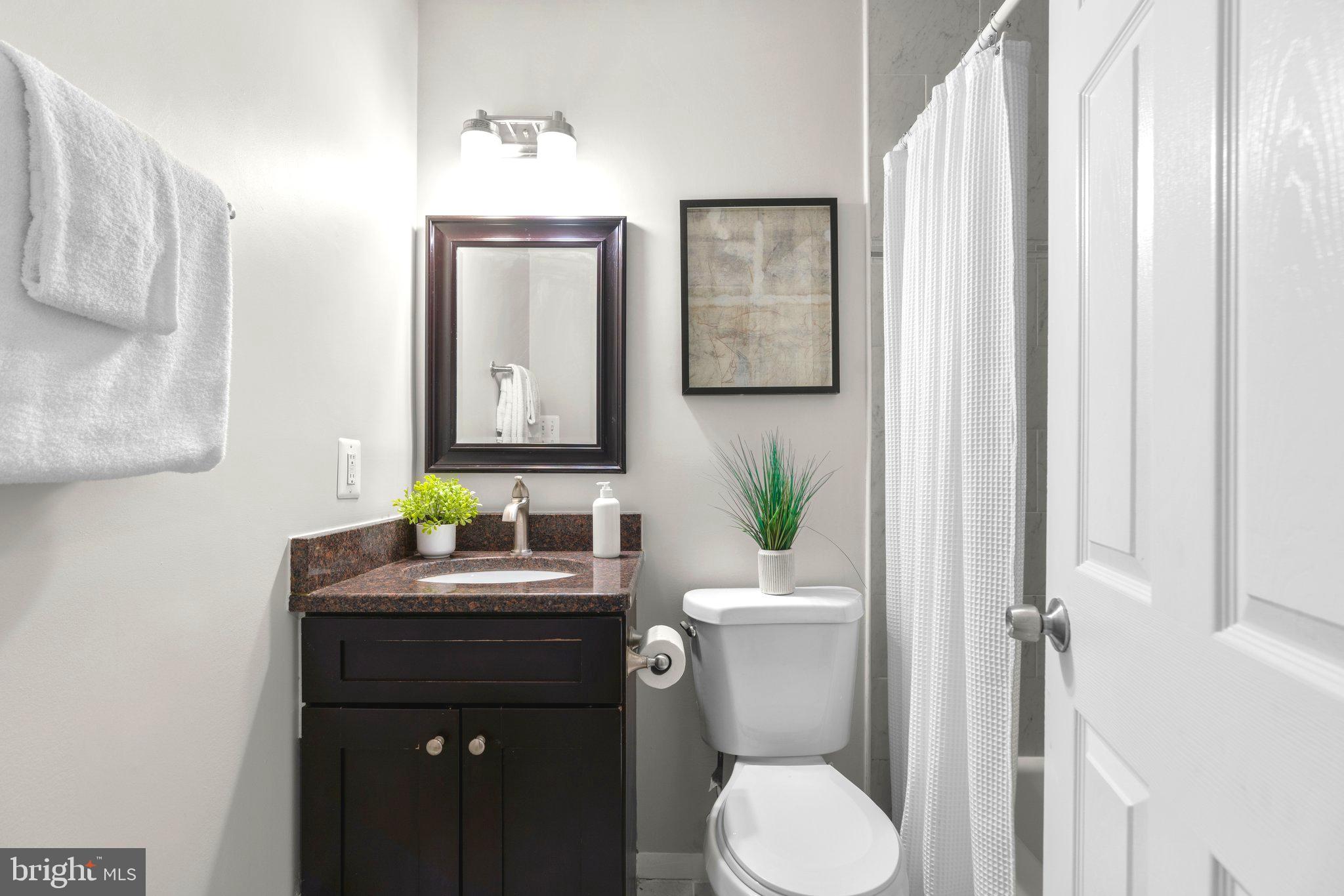 CALVERTON - Residential