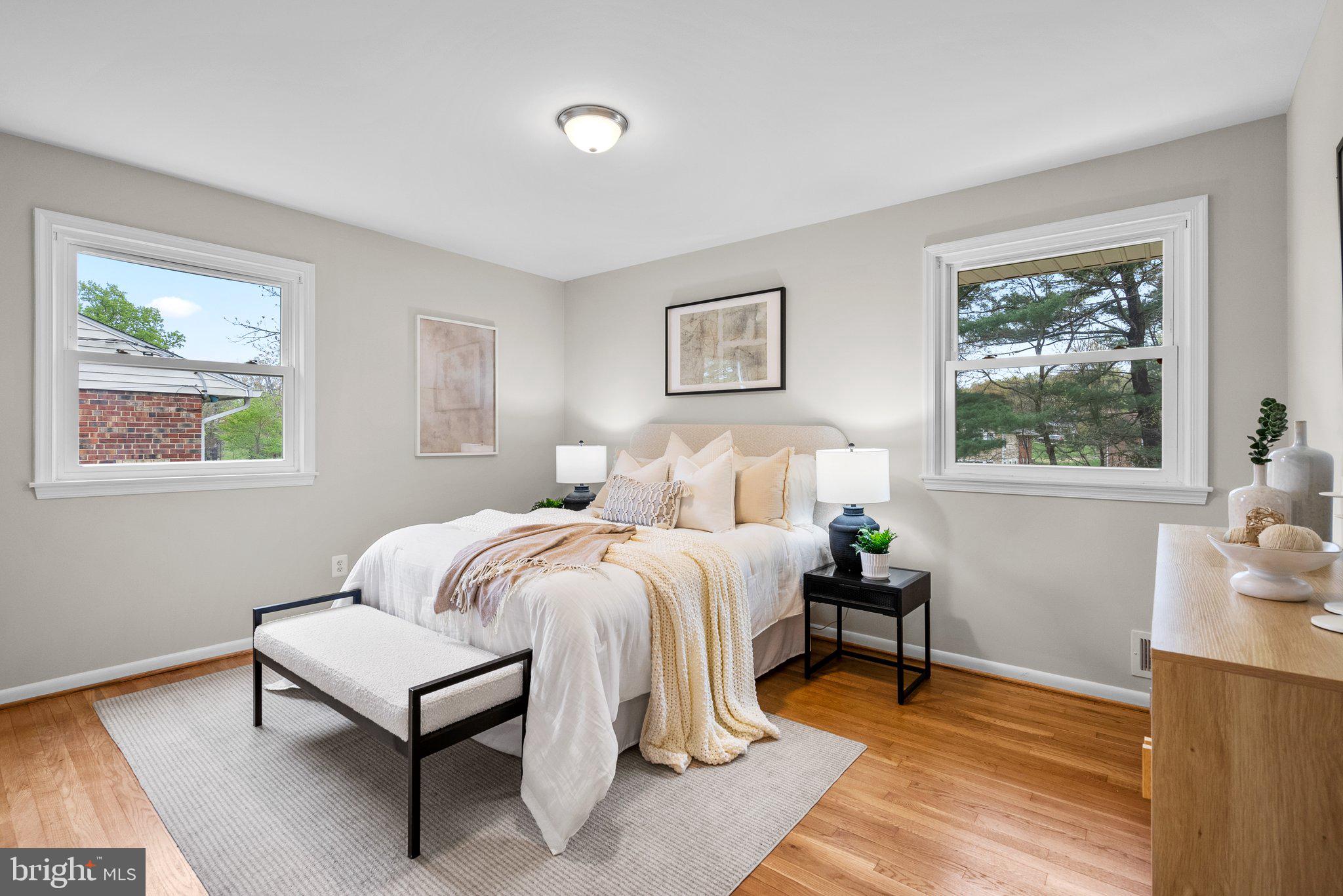 CALVERTON - Residential