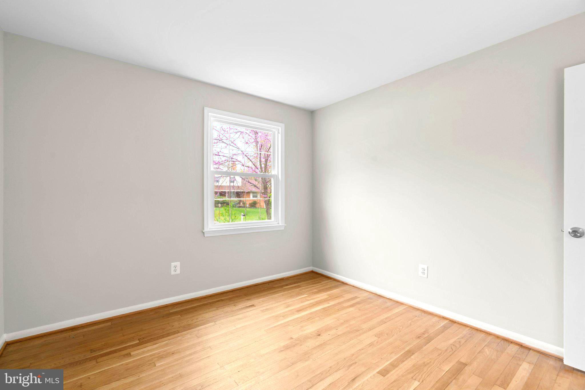 CALVERTON - Residential