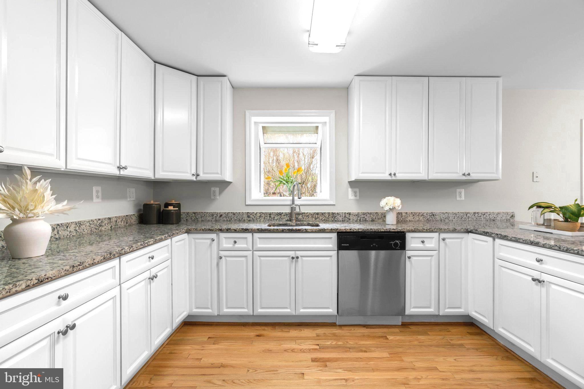 CALVERTON - Residential