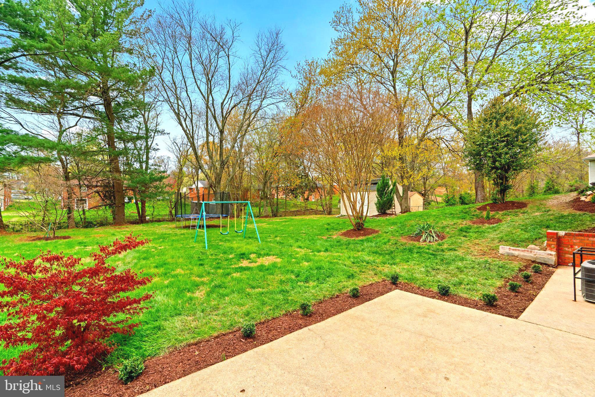 CALVERTON - Residential