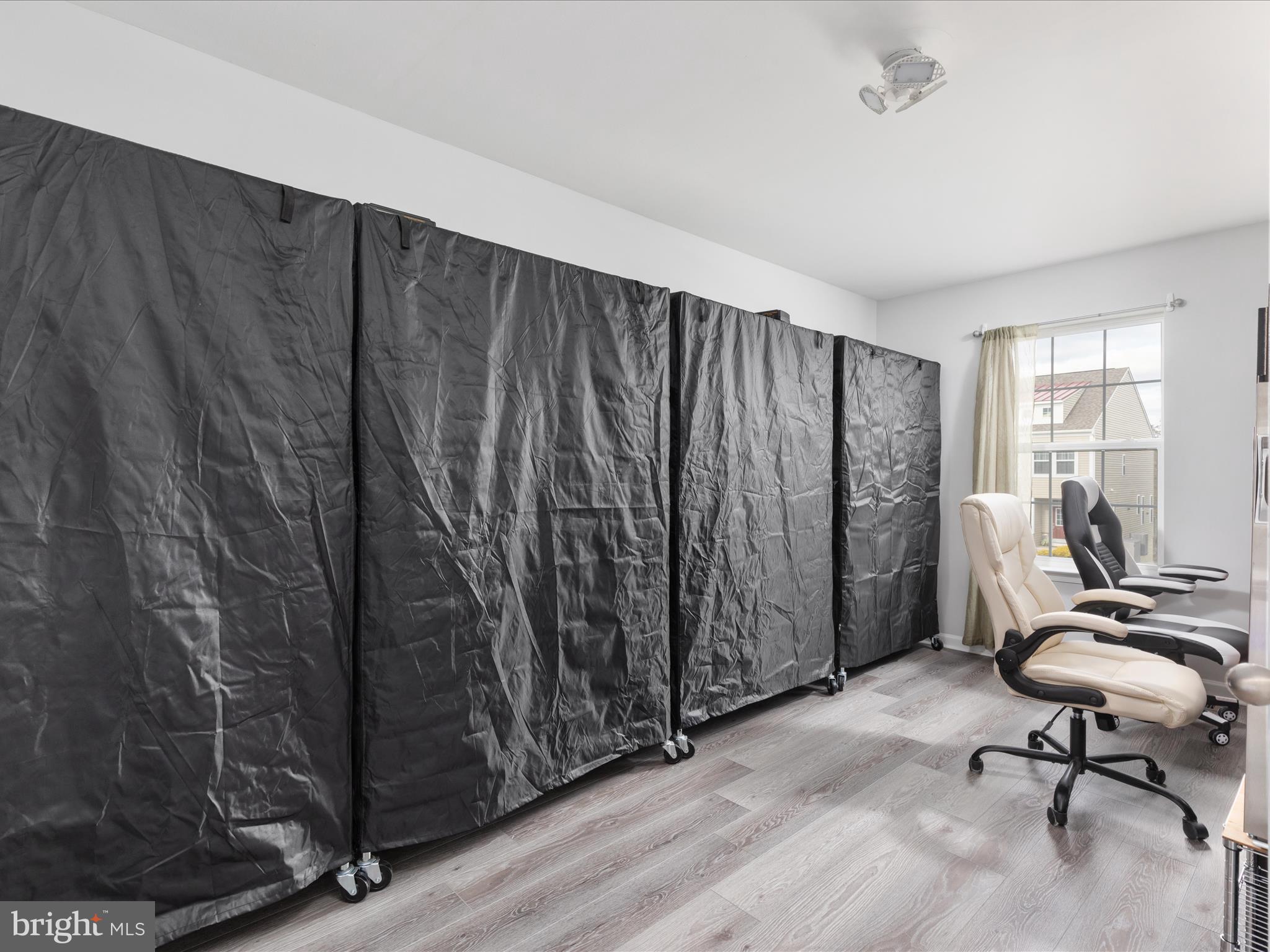 MCCAULEY CROSSING - Residential