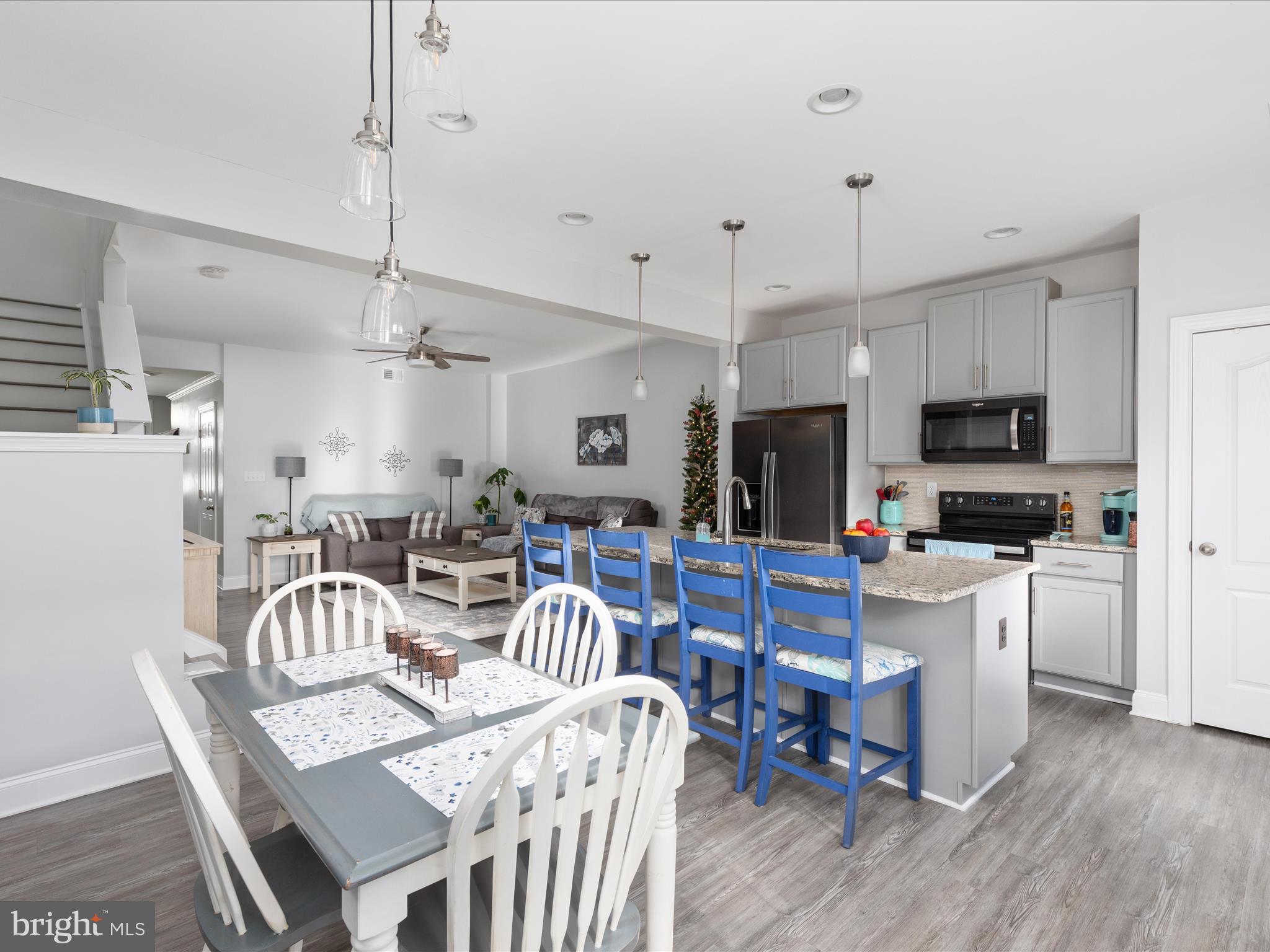 MCCAULEY CROSSING - Residential