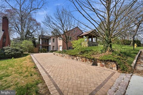 5600 16TH STREET N ARLINGTON VA 22205