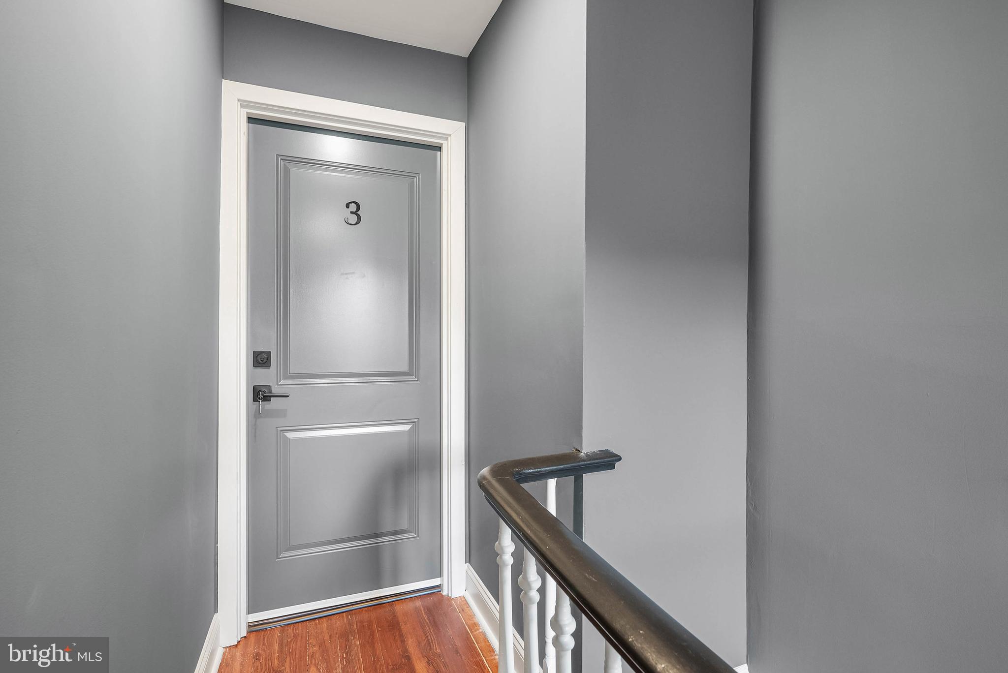 EAST FALLS - Residential Income