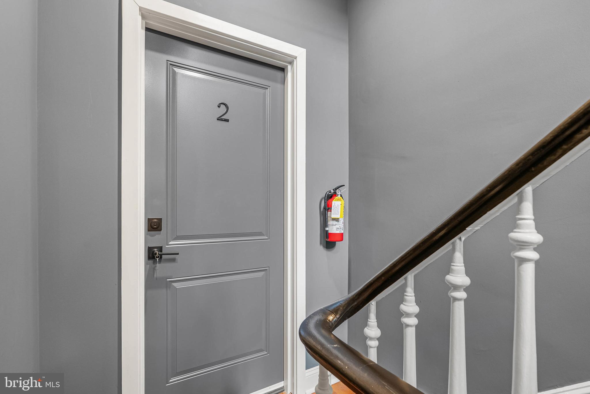 EAST FALLS - Residential Income