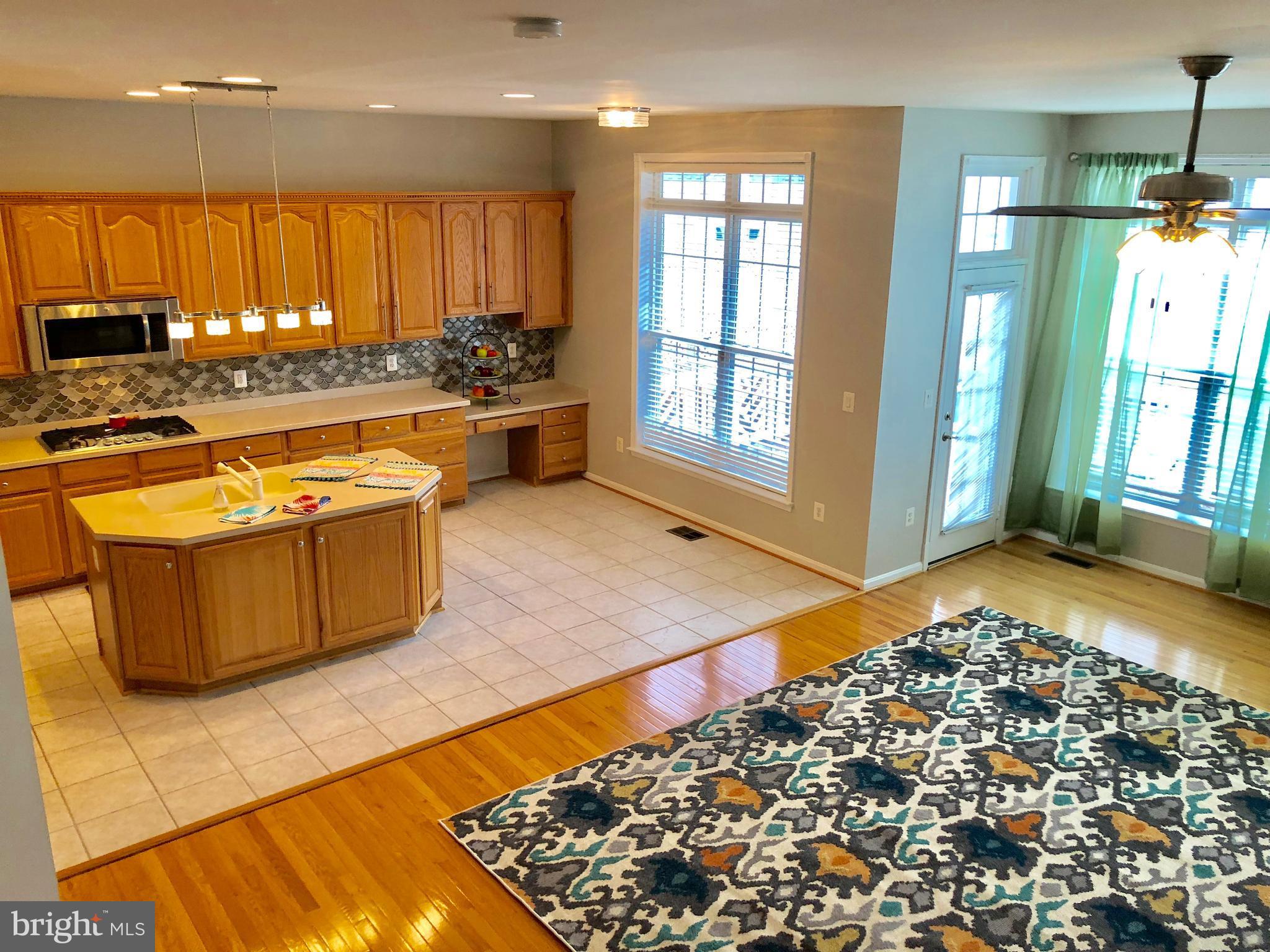 GREAT OAK - Residential Lease