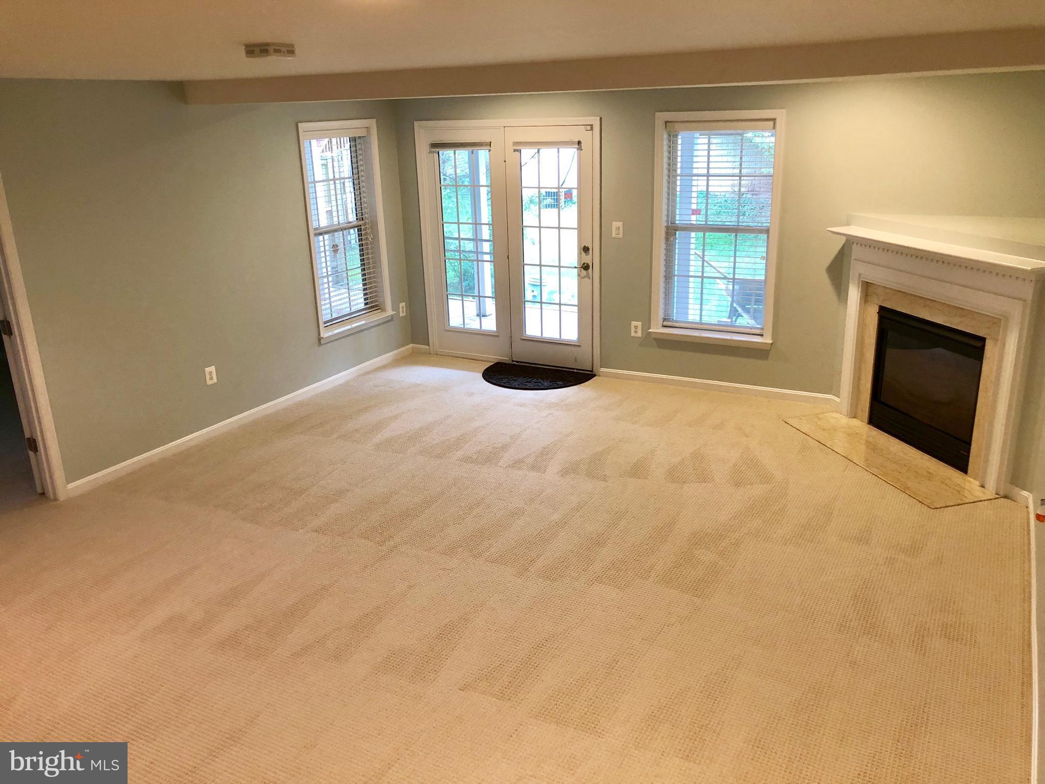 GREAT OAK - Residential Lease