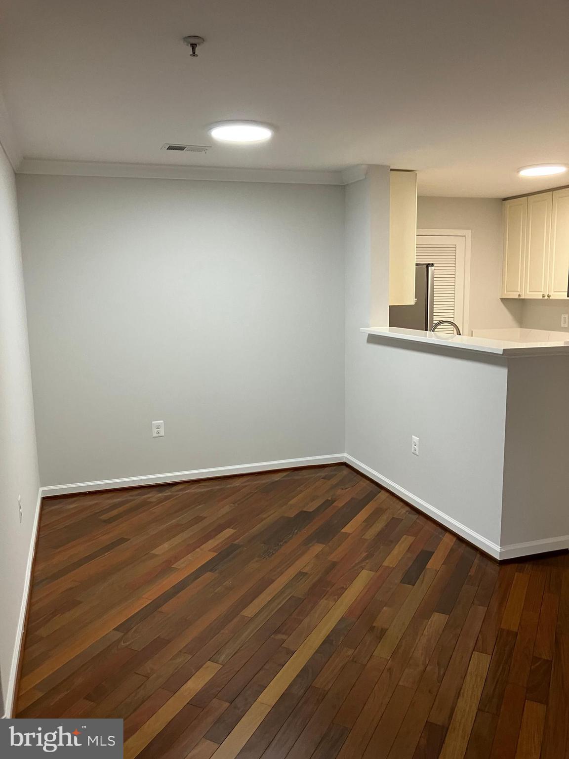 SAVOY PARK CONDOMINIUMS - Residential