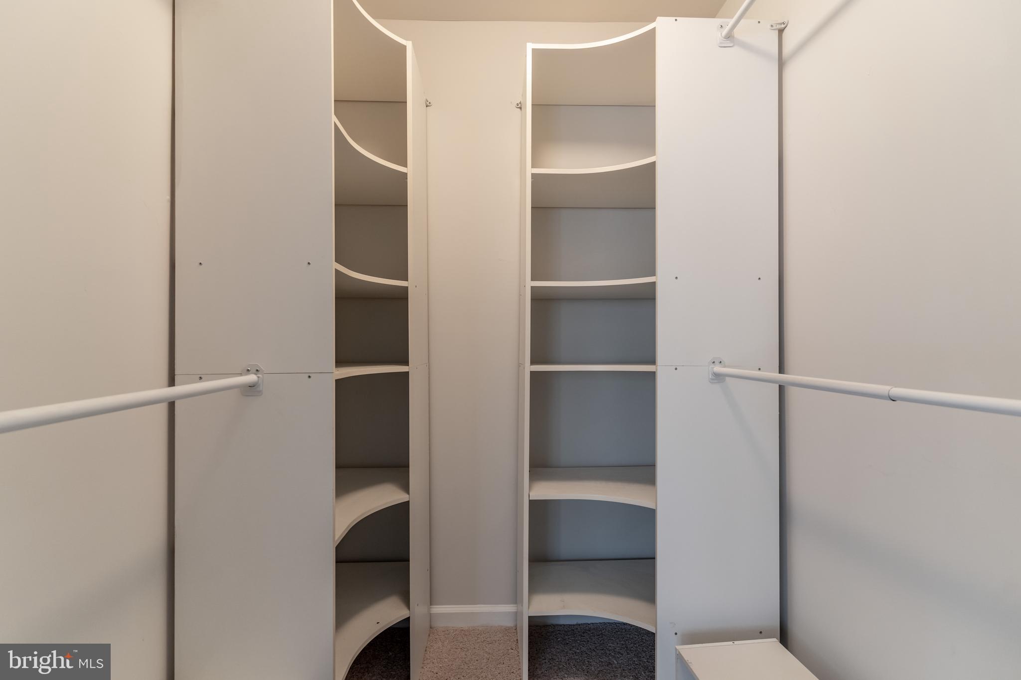 SAVOY PARK CONDOMINIUMS - Residential