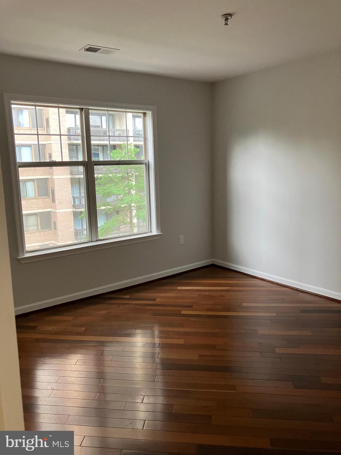 SAVOY PARK CONDOMINIUMS - Residential