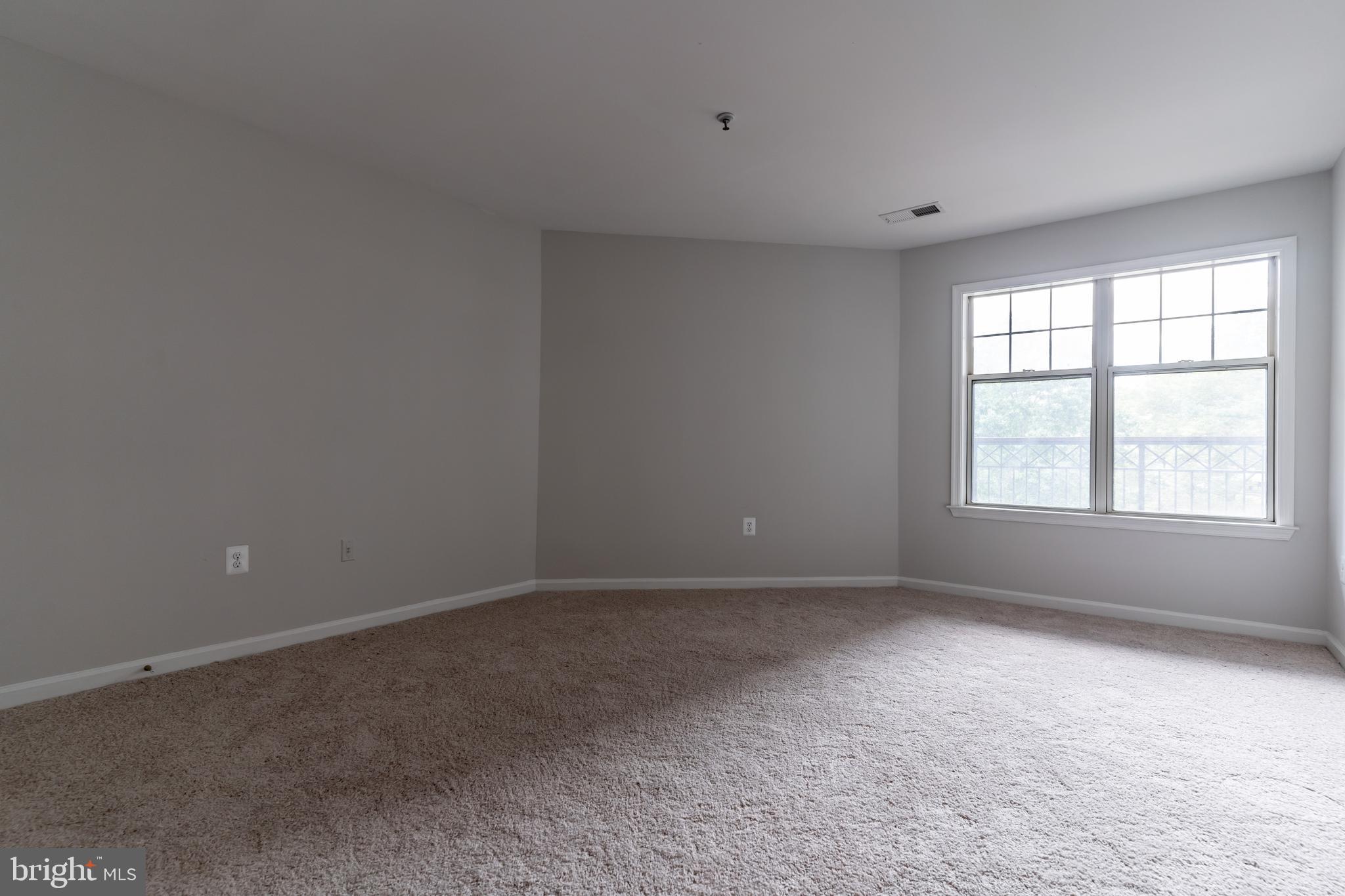 SAVOY PARK CONDOMINIUMS - Residential