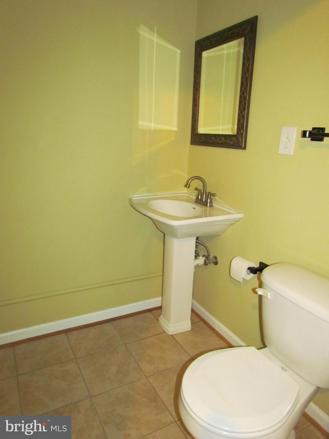 CHESAPEAKE RANCH ESTATES - Residential Lease