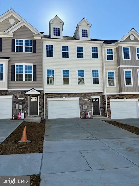 MEADOWS AT TOWN RUN II - Residential