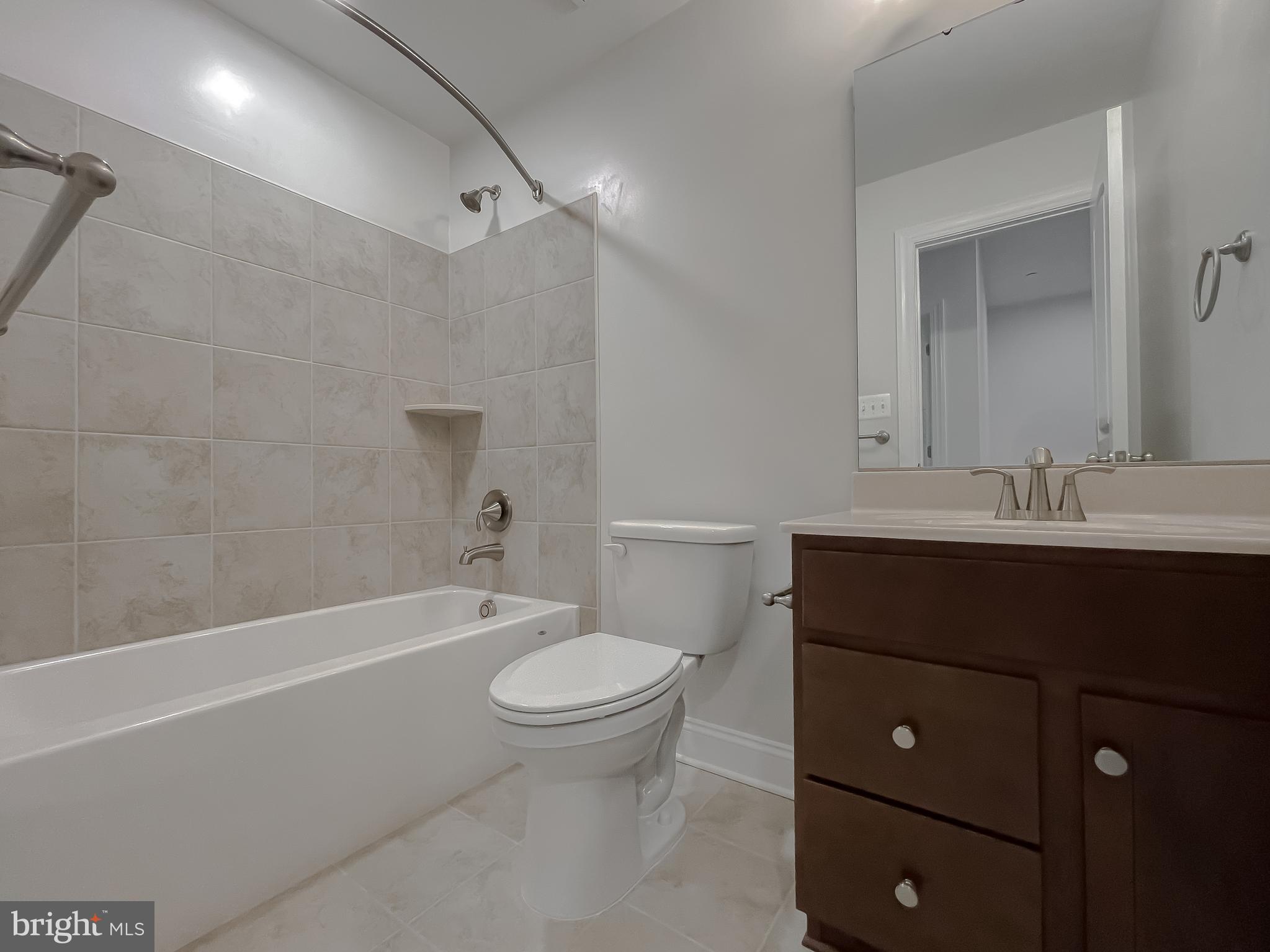 MEADOWS AT TOWN RUN II - Residential