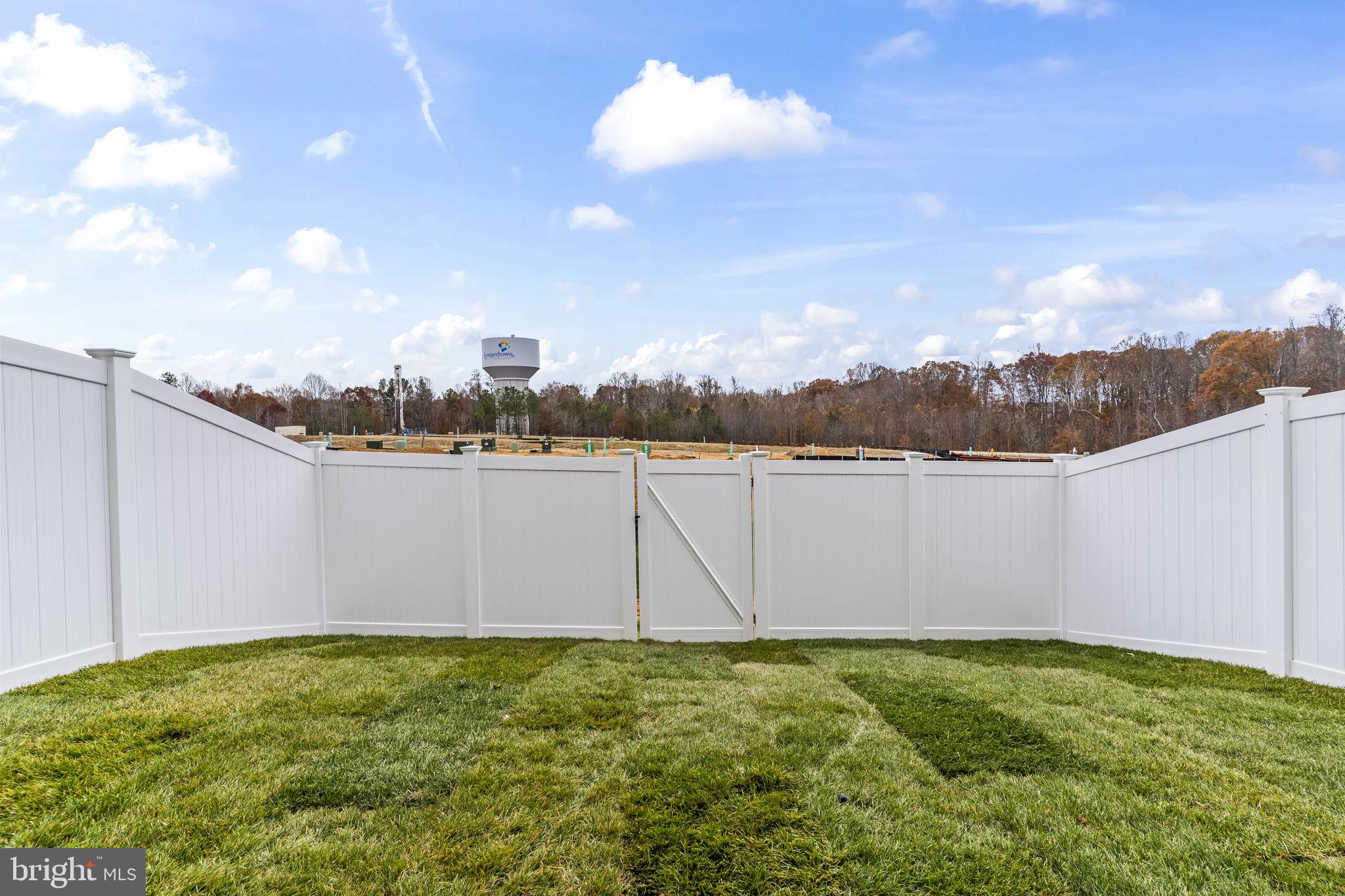 MEADOWS AT TOWN RUN II - Residential