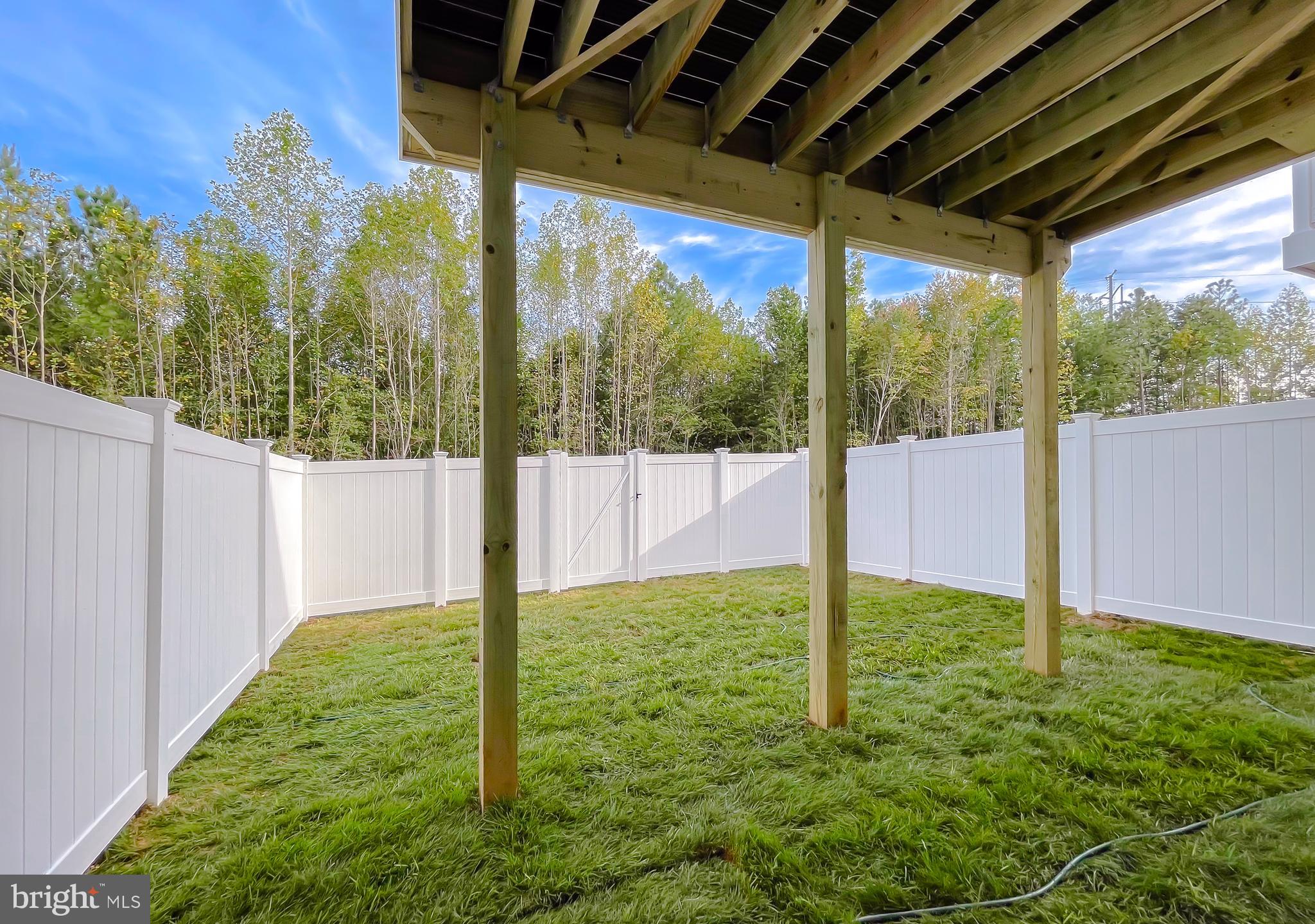 MEADOWS AT TOWN RUN II - Residential