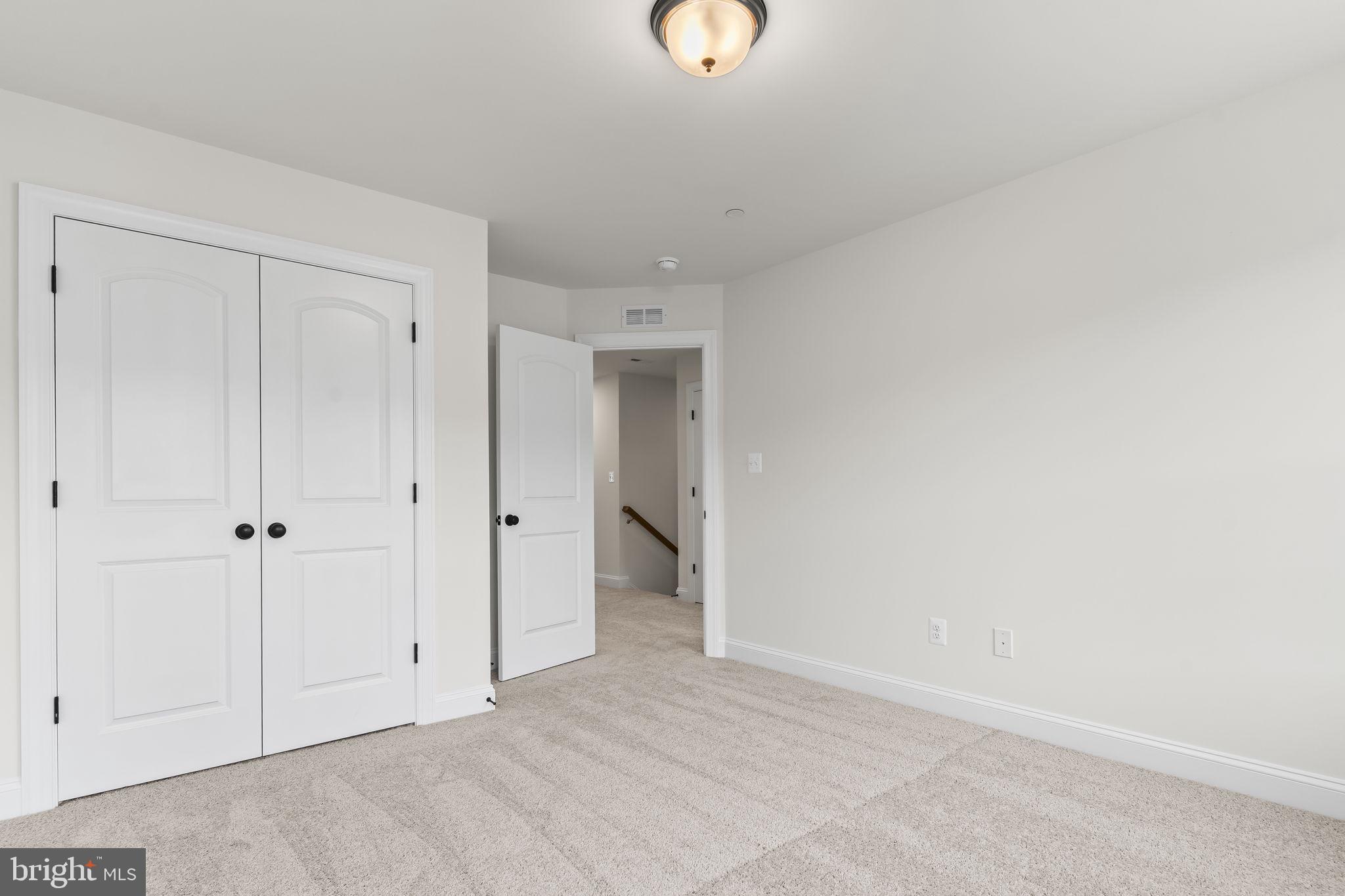 MEADOWS AT TOWN RUN II - Residential