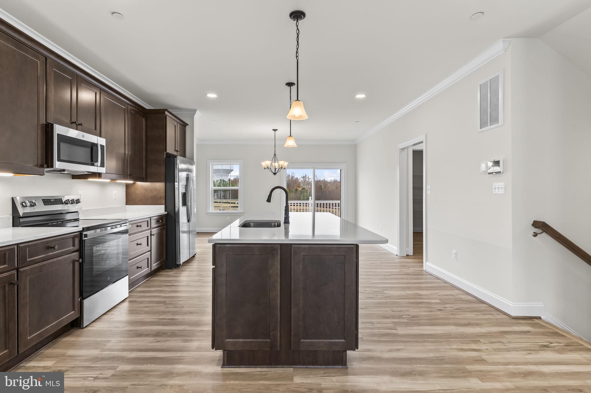 MEADOWS AT TOWN RUN II - Residential