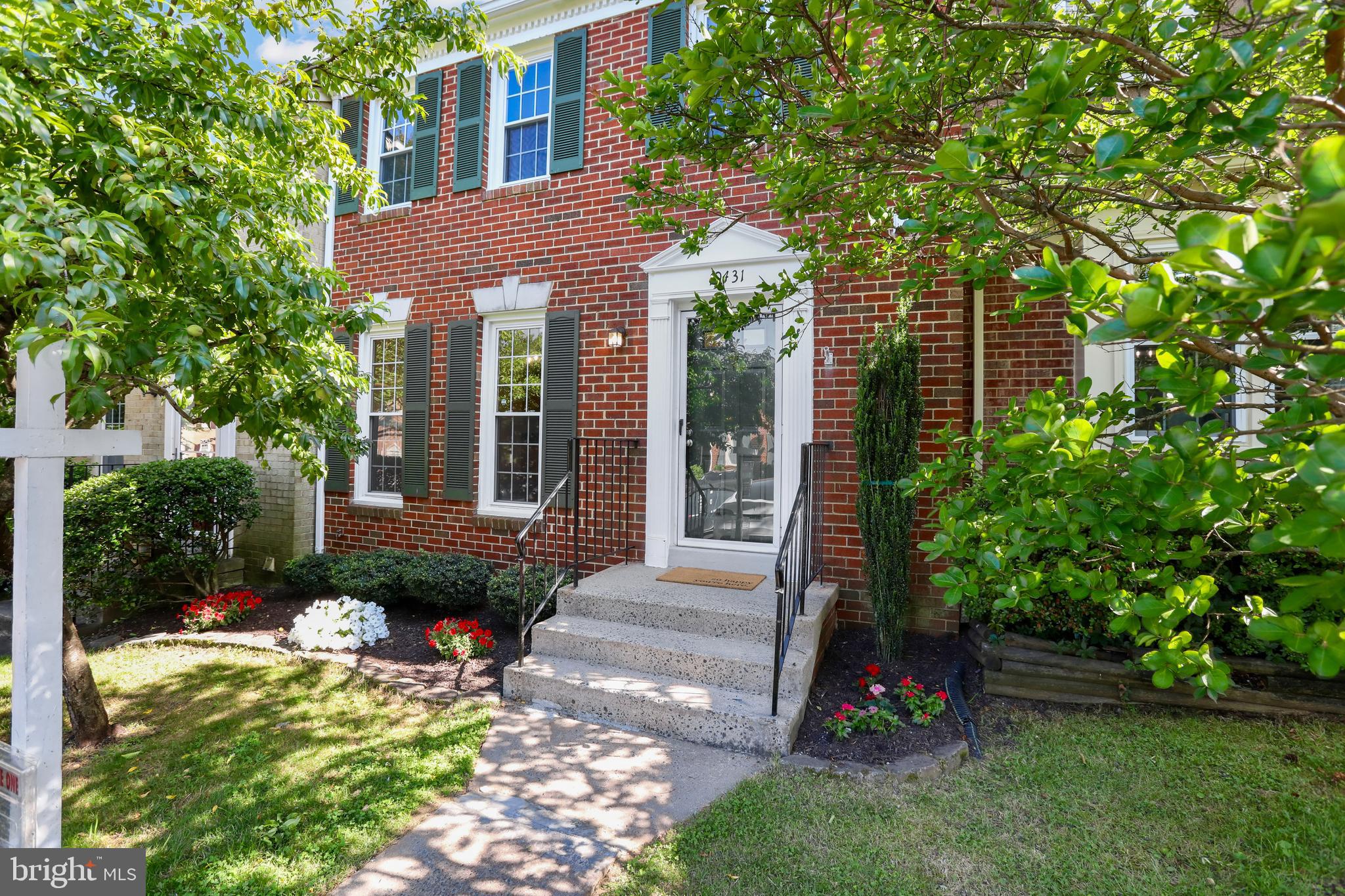 ARROWOOD - Residential