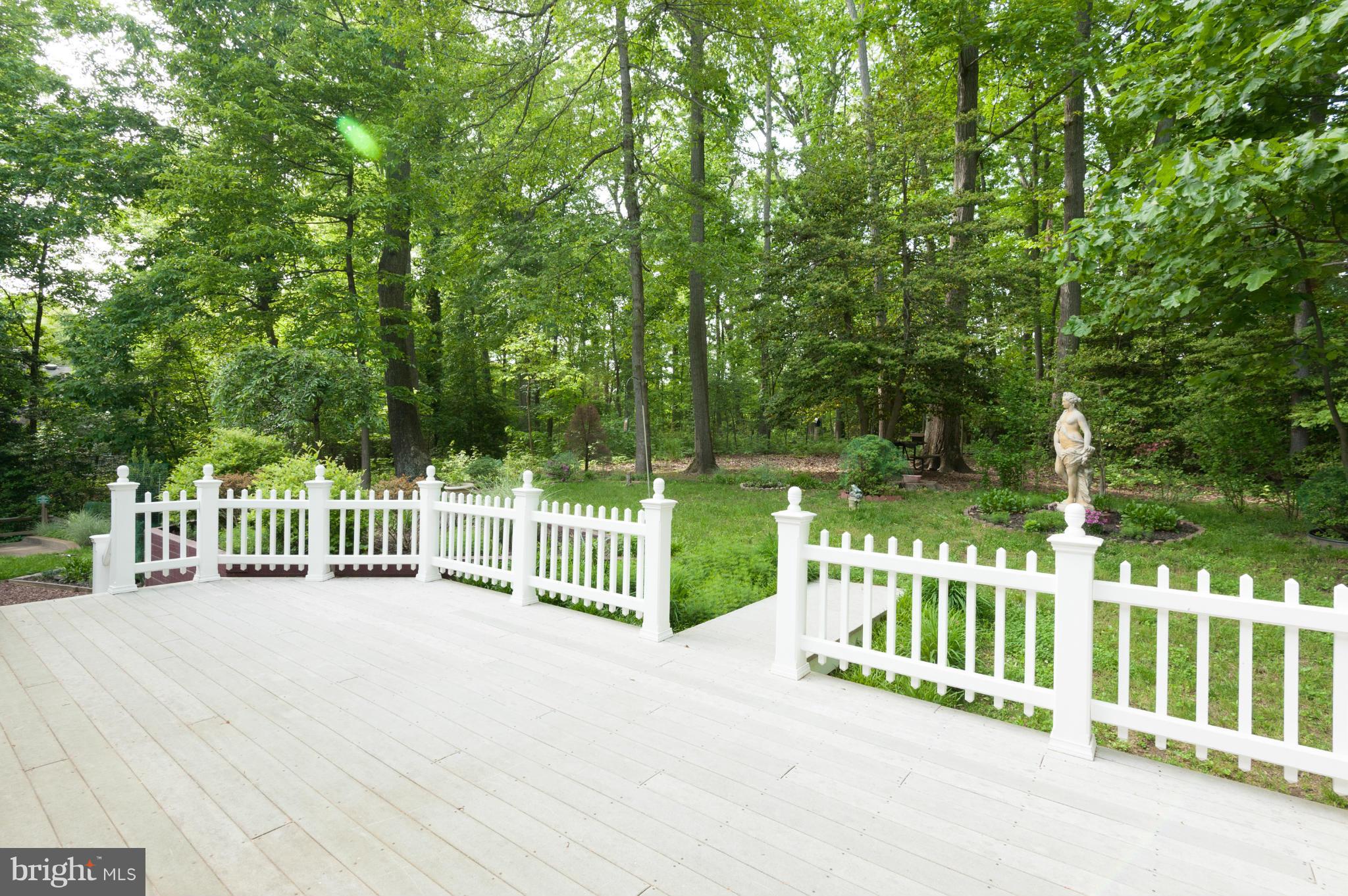 ANNAPOLIS ROADS - Residential